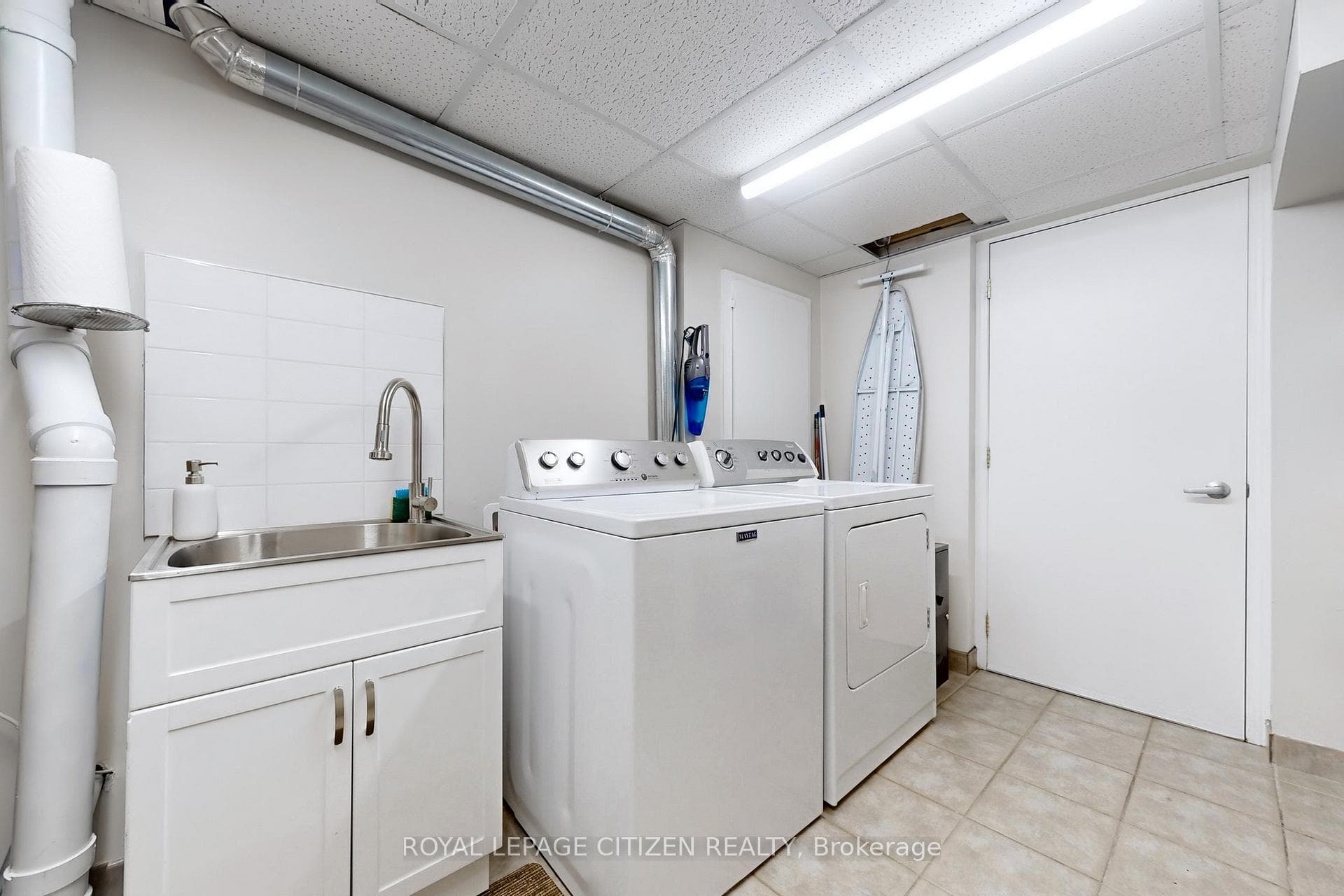 81 Condotti Drive photo 39