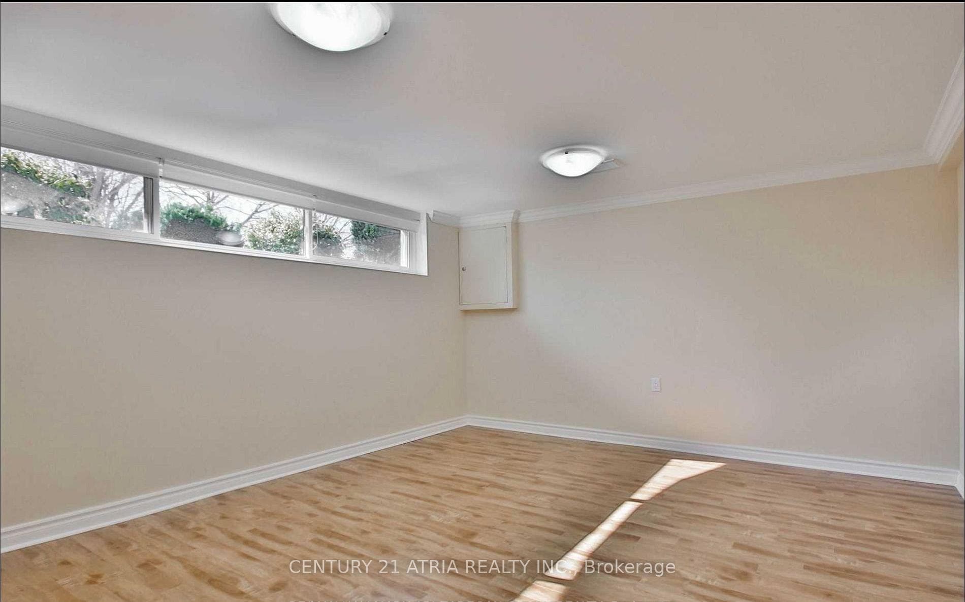 243 Harrygan Crescent photo 11