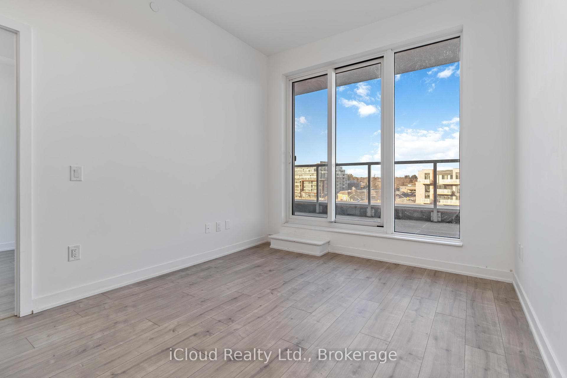 220 Missinnihe Way Unit 501 photo 11