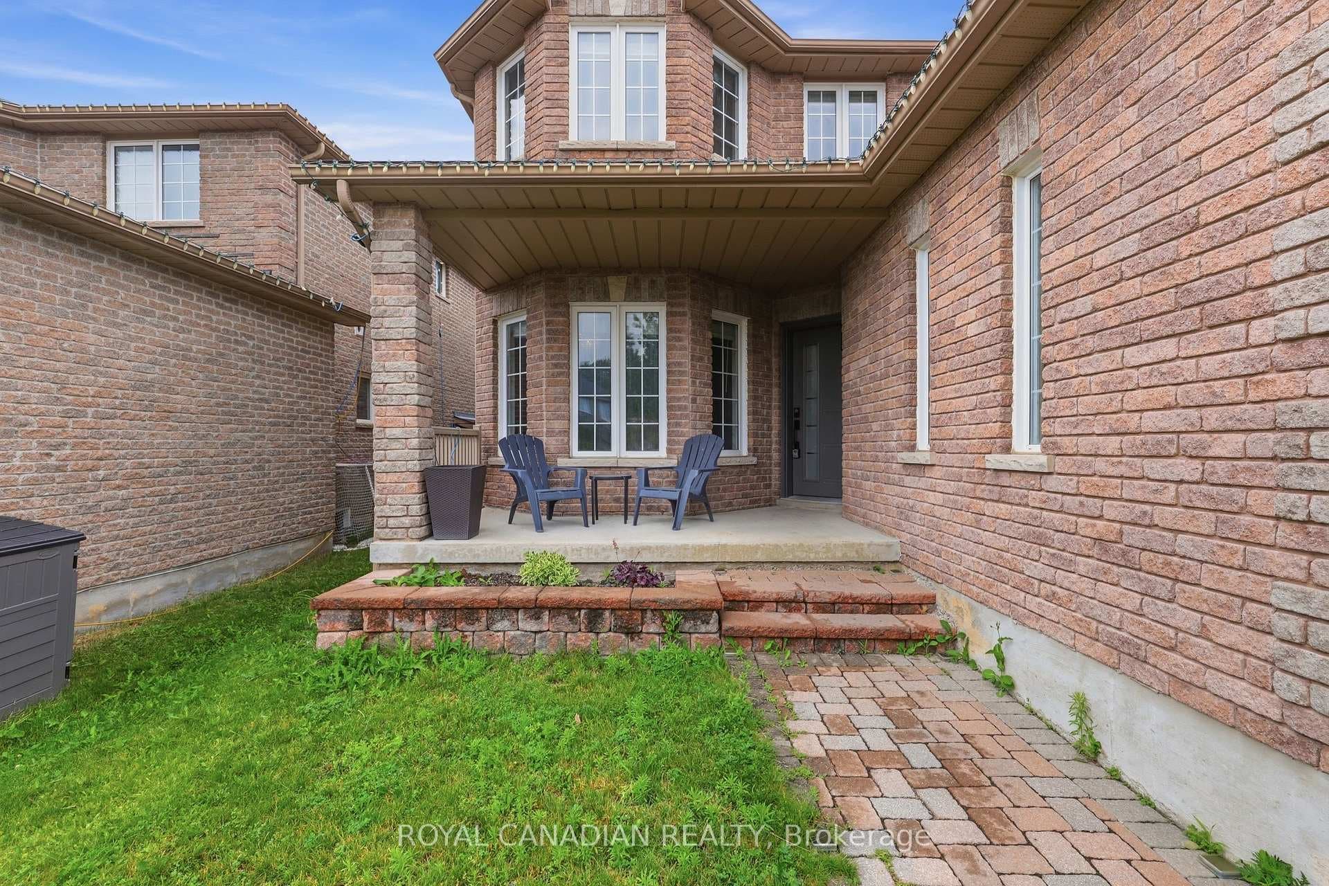 264 Country Lane photo 3