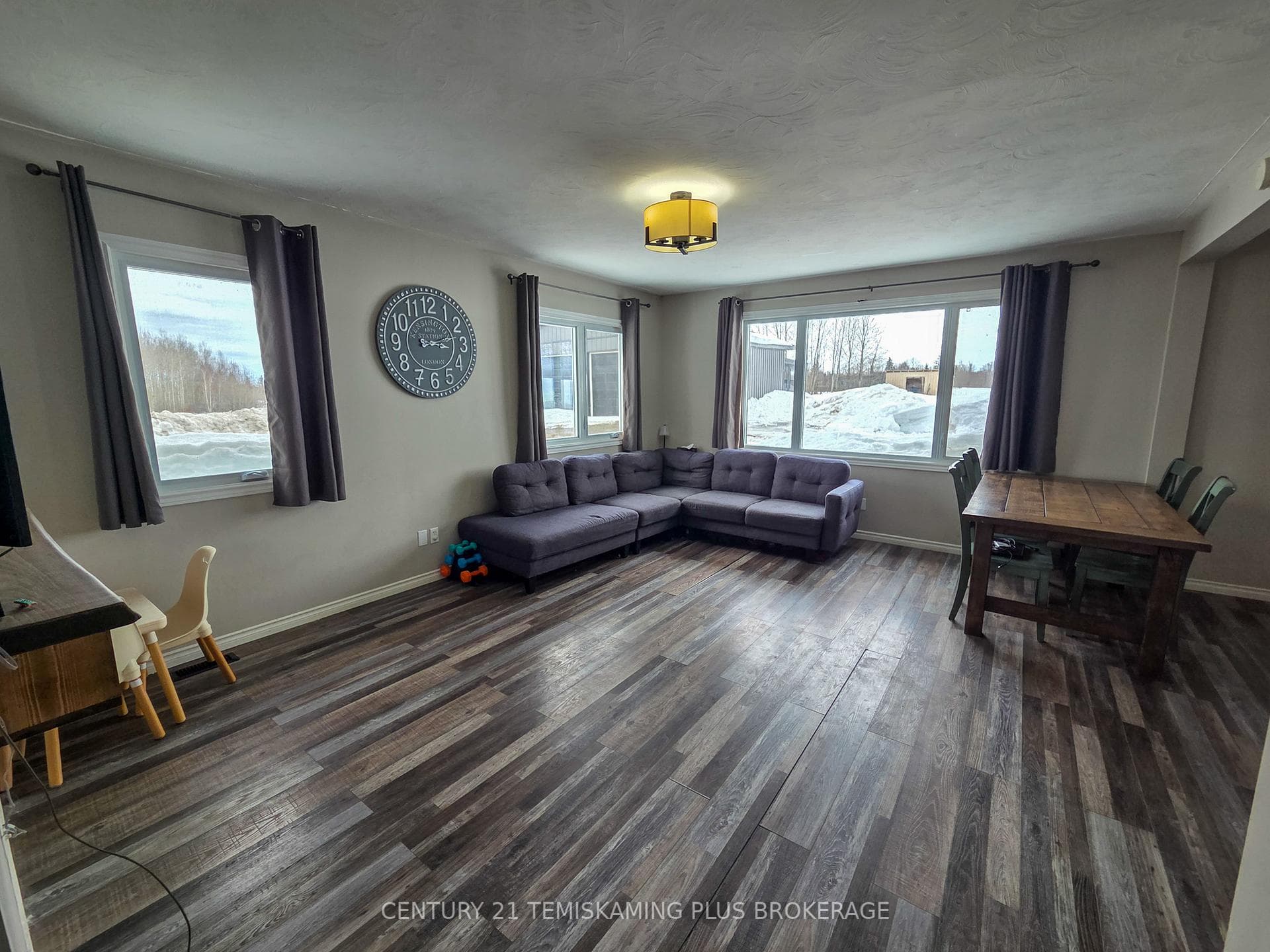 286422 Spruce Grove Road photo 8