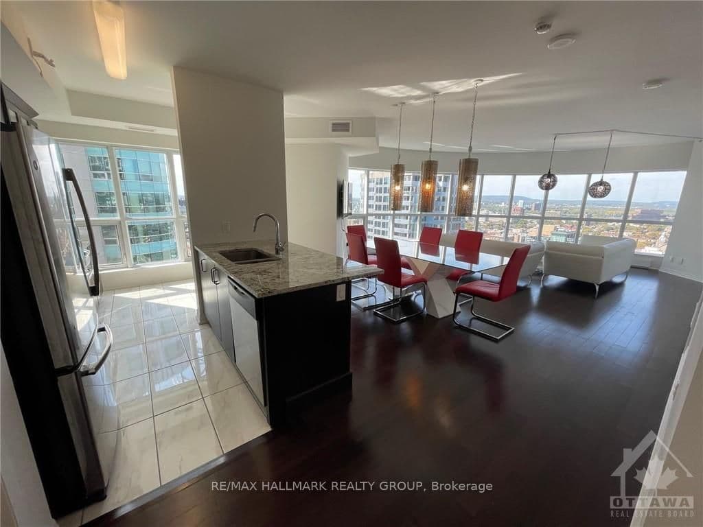 242 RIDEAU Street Unit 2201 photo 5
