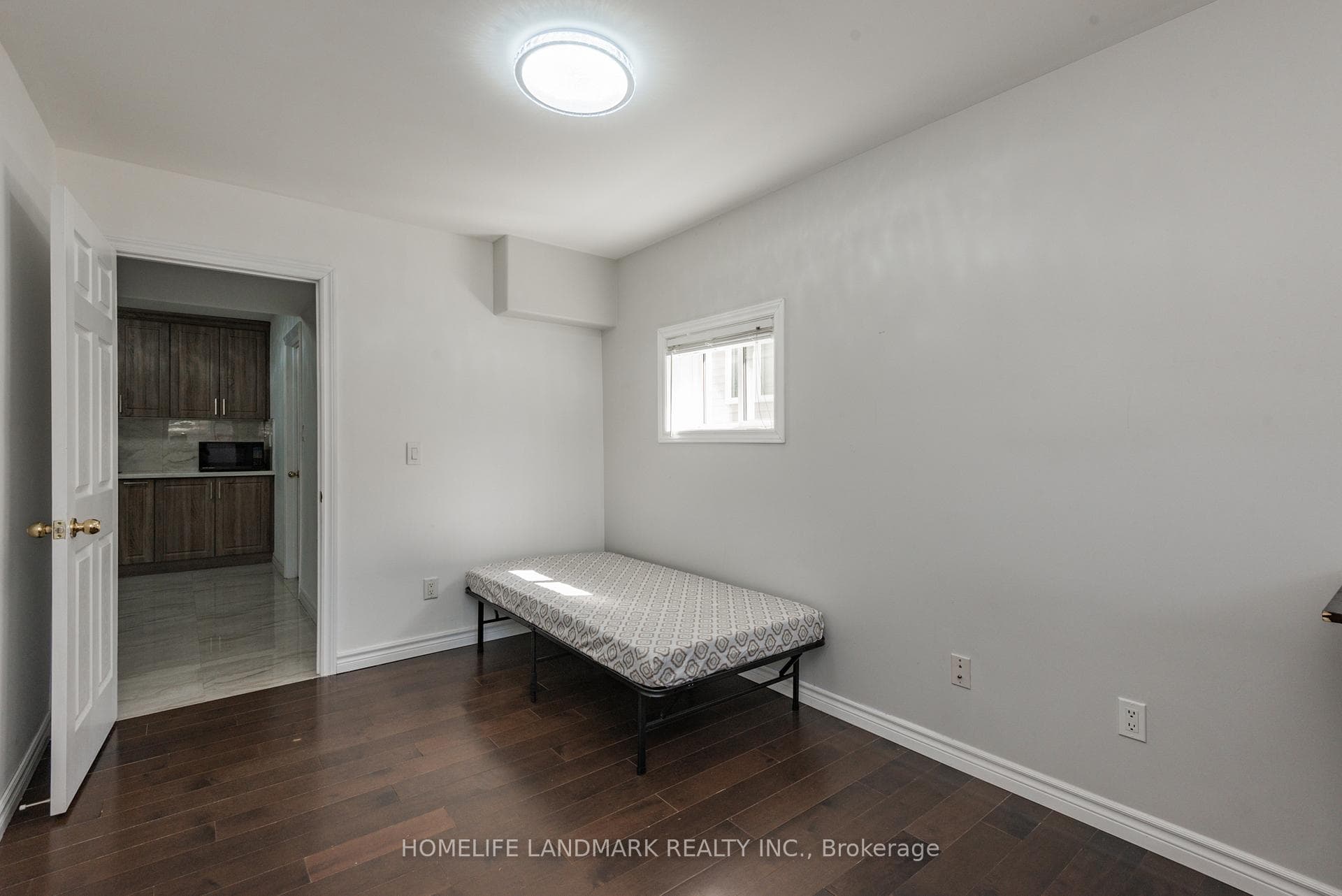 156 Bain Drive photo 27