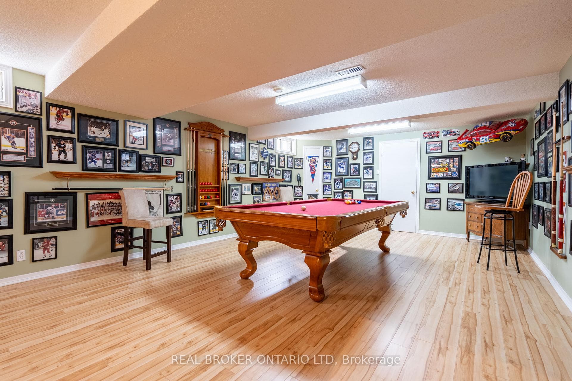 165 SIRENTE Drive photo 29