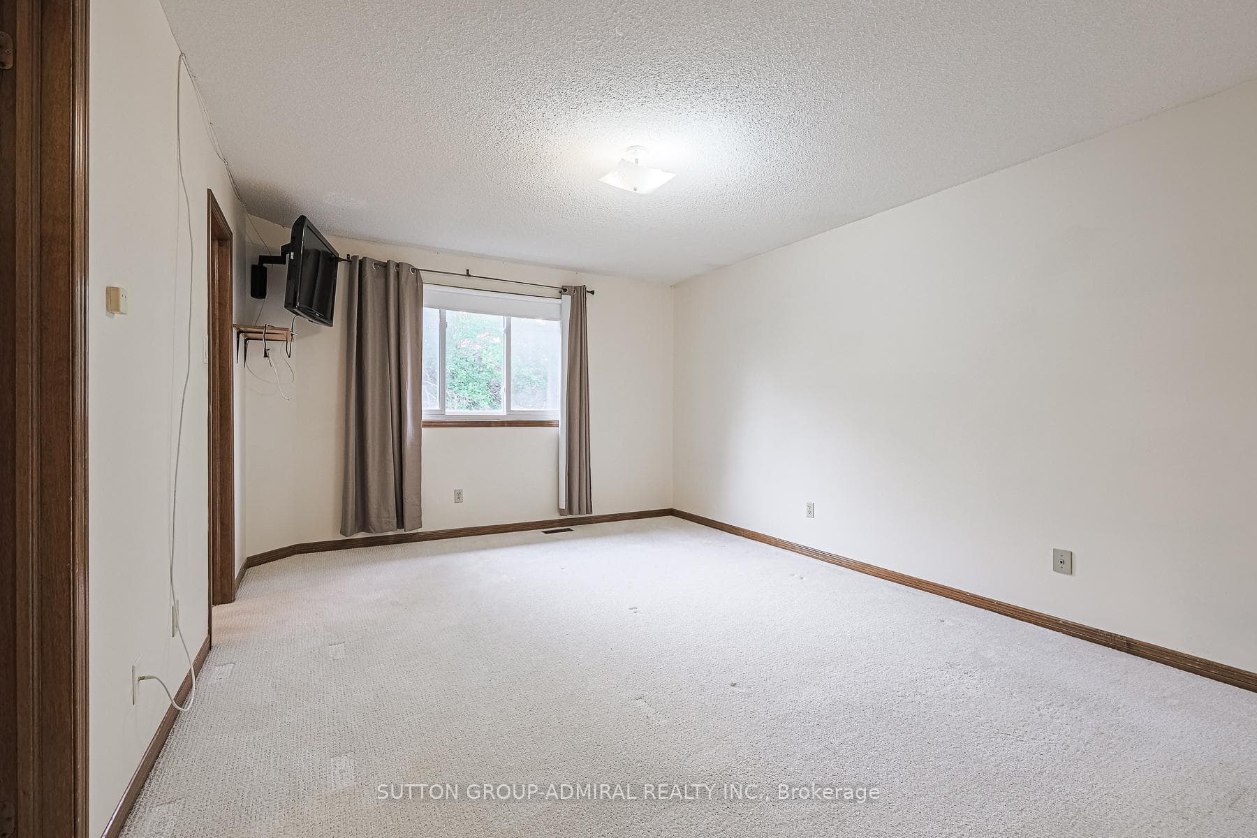 28 Sylvester Court photo 16