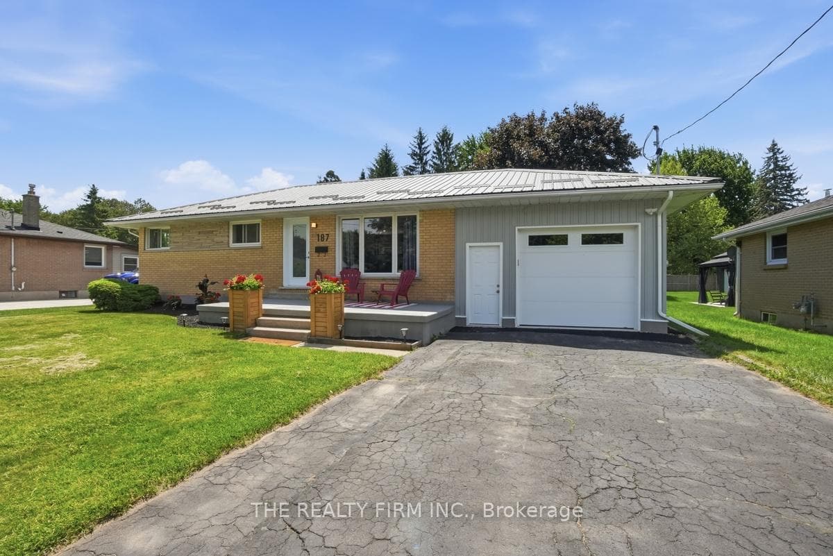 187 Byron Street photo 2