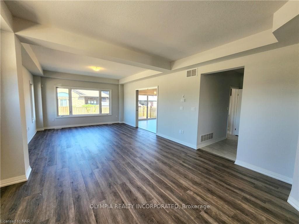 47 Samuel Avenue photo 5