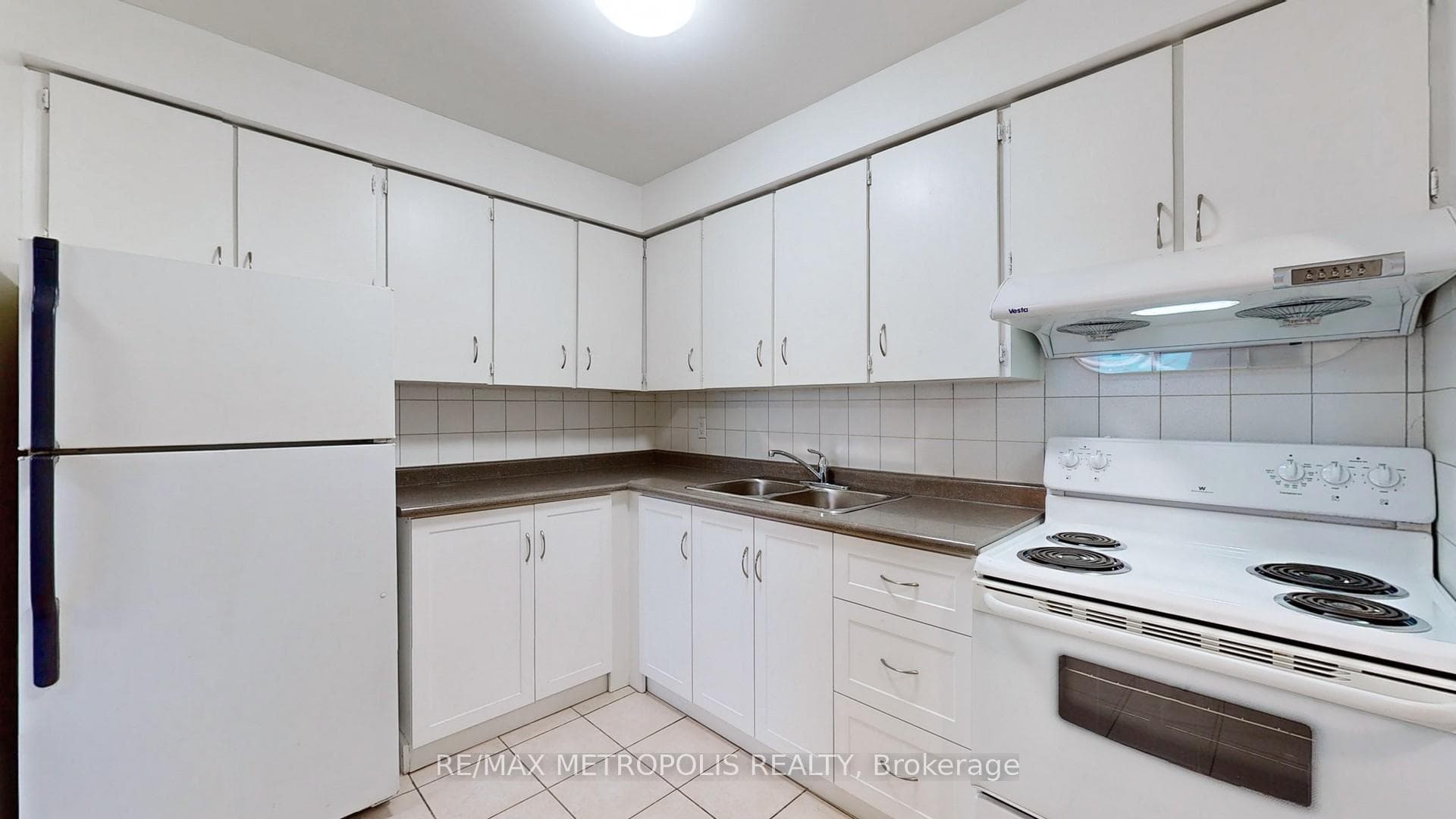 2965 Islington Avenue Unit 15 photo 7