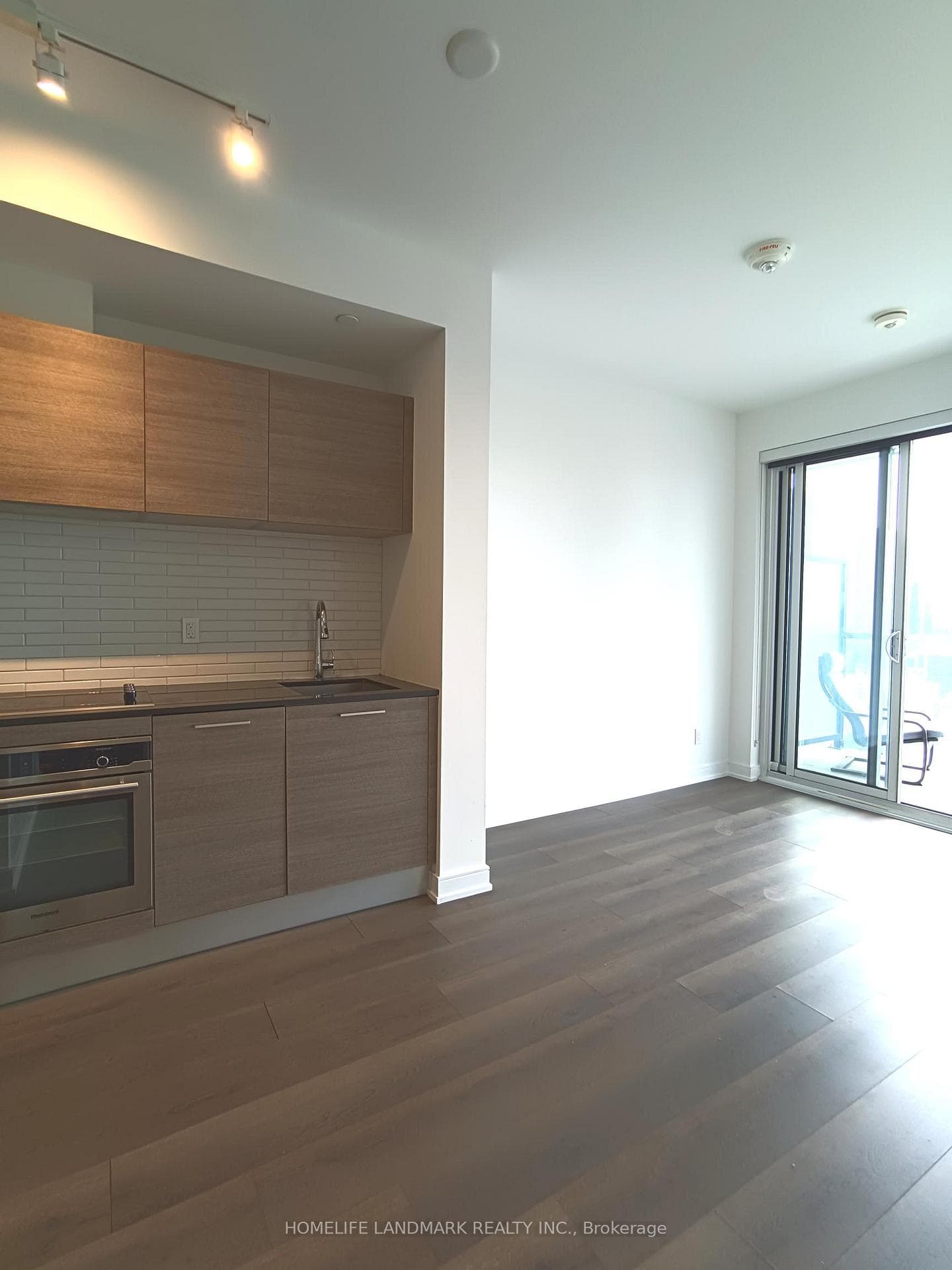 3 Gloucester Street Unit 3004 photo 16