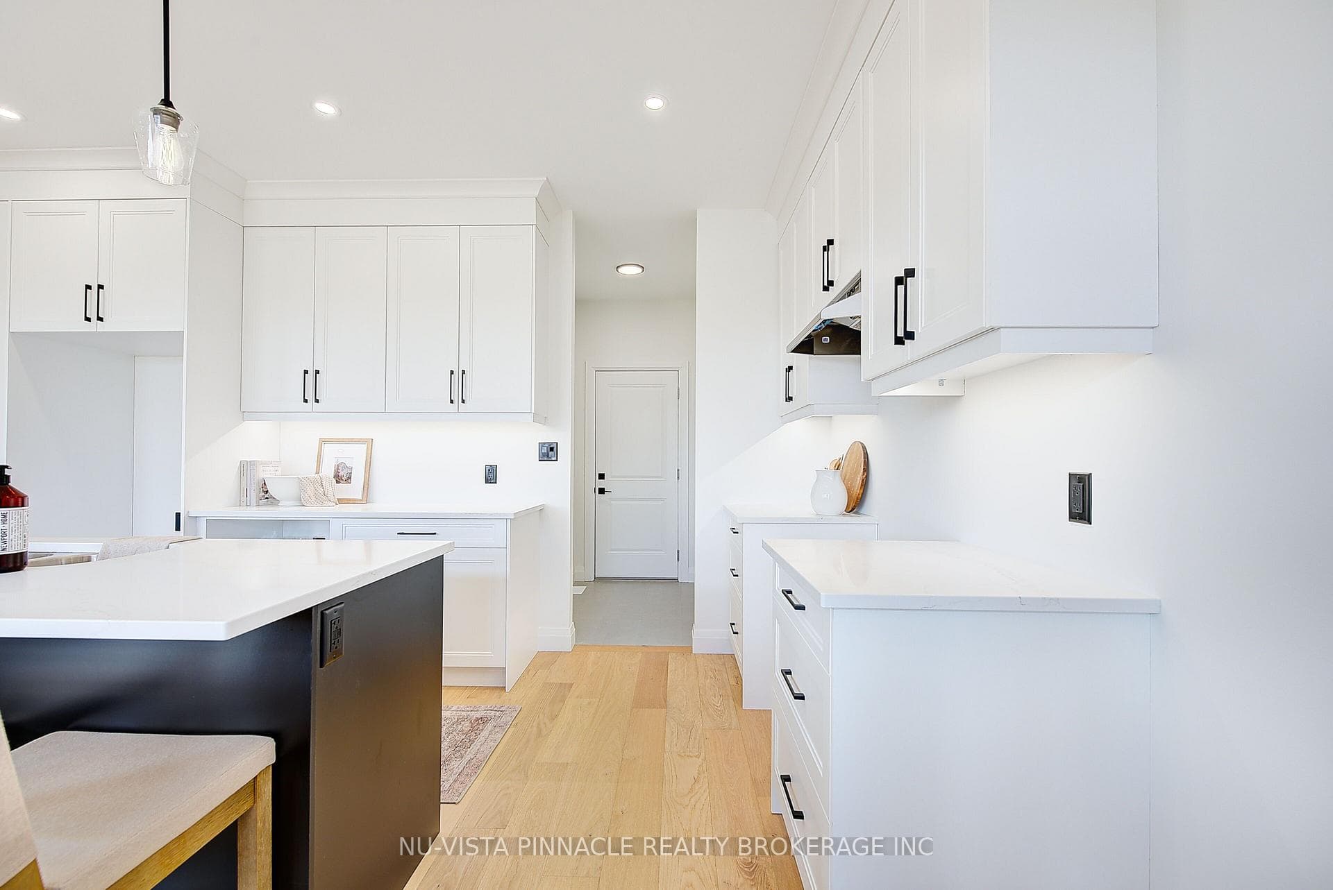 10 Woodmere Path photo 17