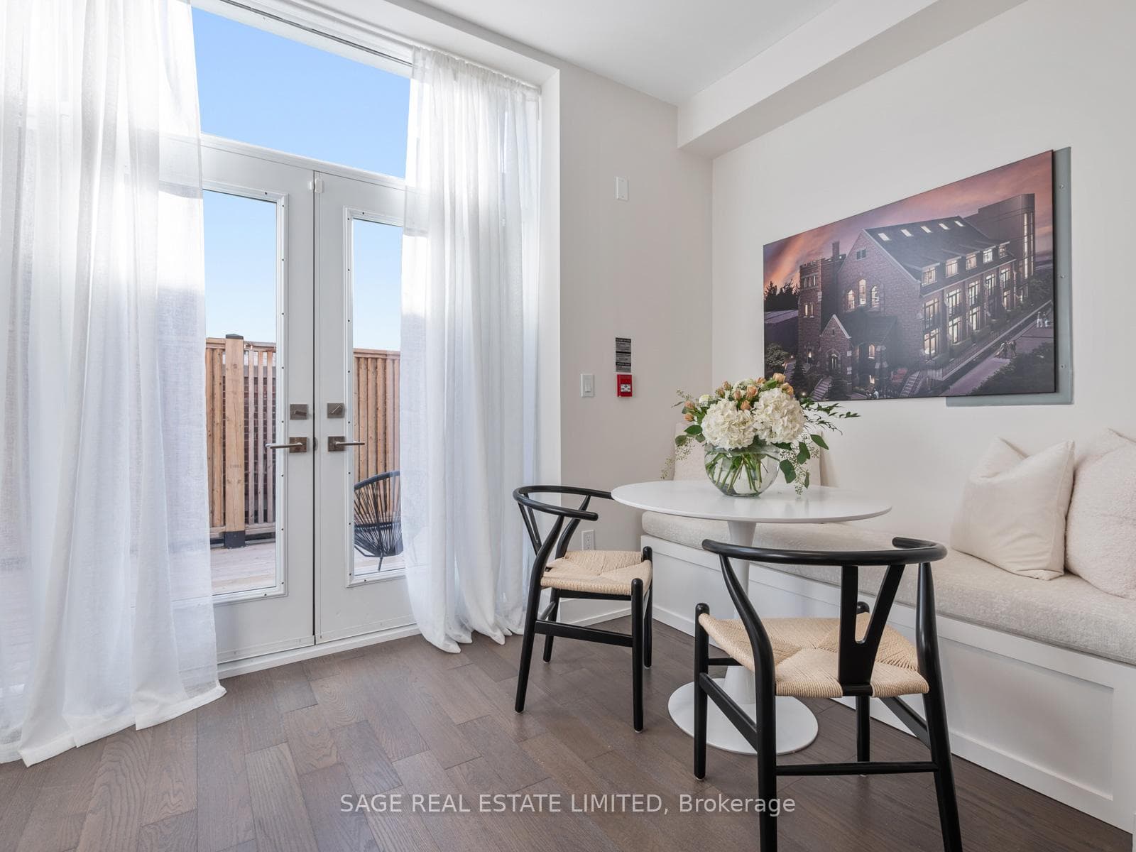 1183 Dufferin Street Unit 101 photo 11