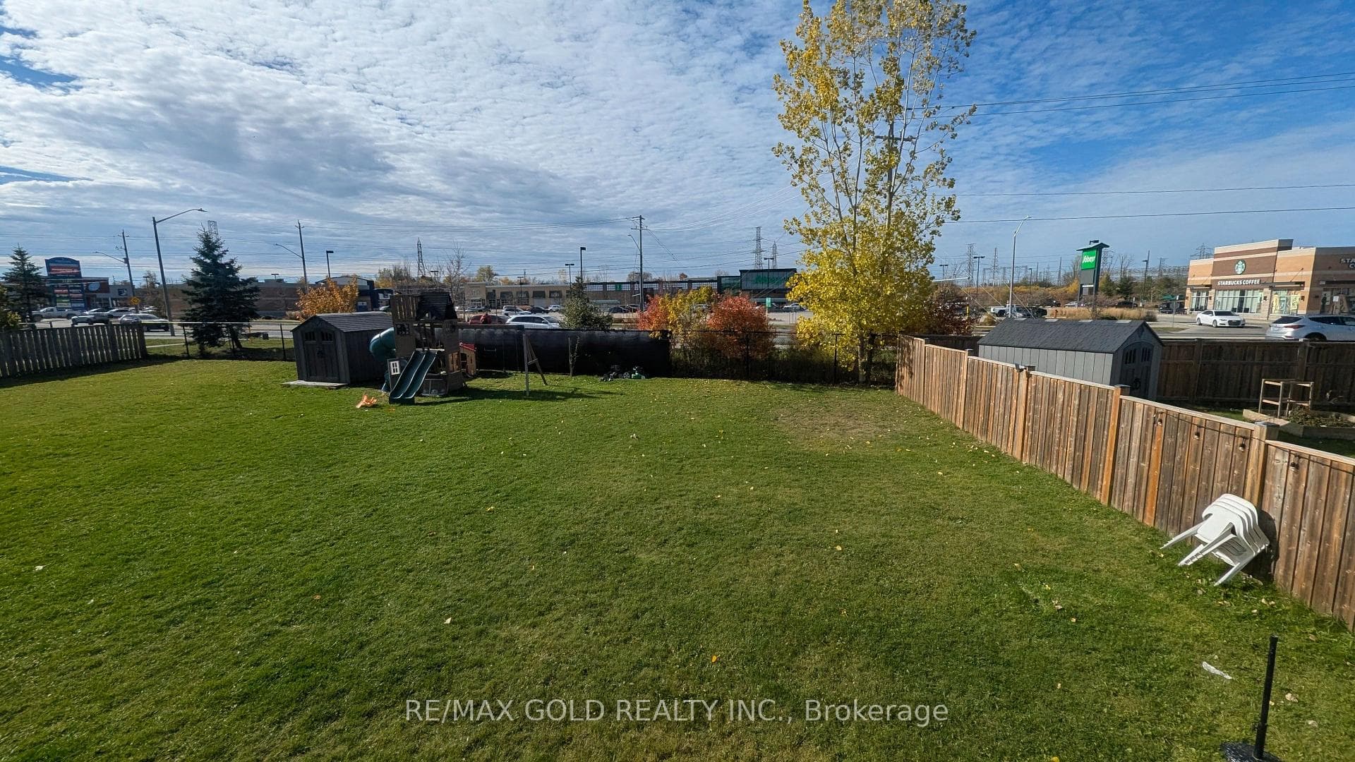 220 Westmeadow Drive photo 24