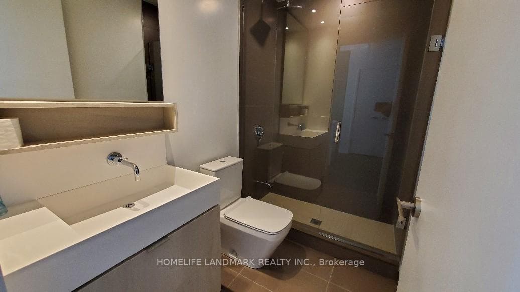 5 Soudan Avenue Unit 1202 photo 2