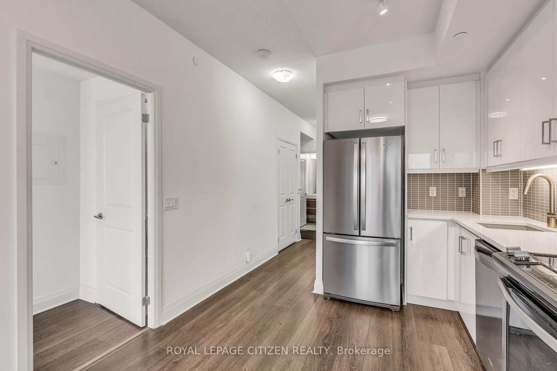 17 Zorra Street Unit 1408 photo 10