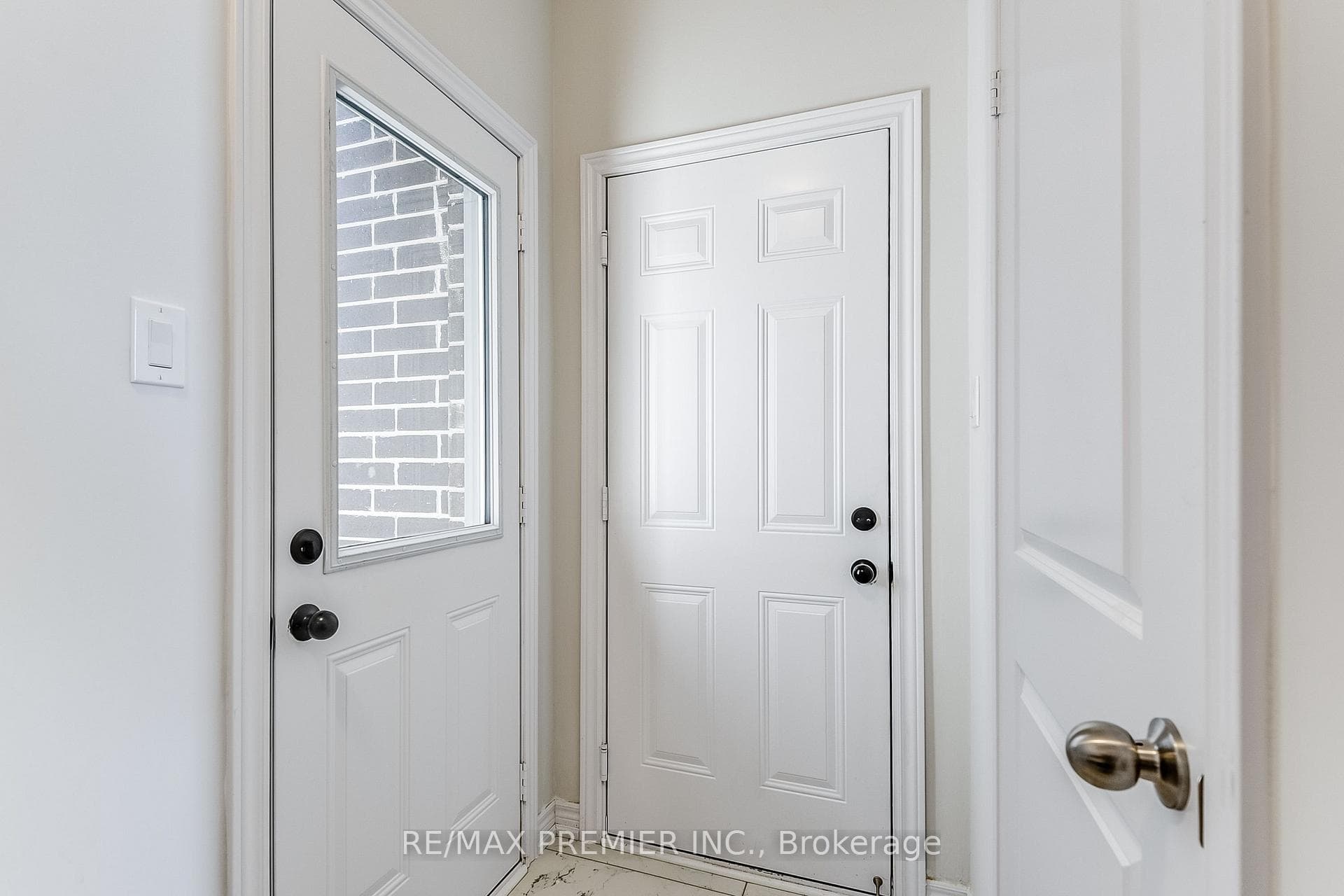 223 Yakefarm Boulevard photo 21