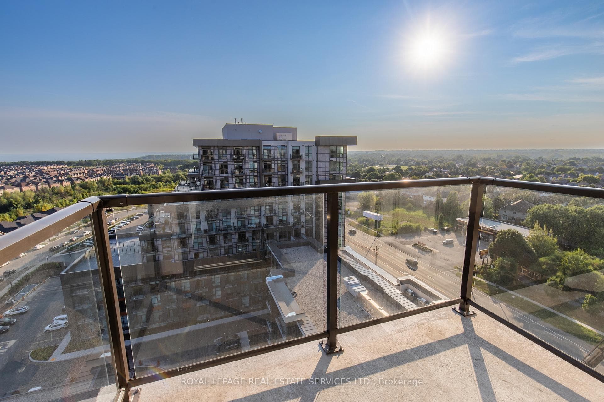 Stunning PENTHOUSE balcony views