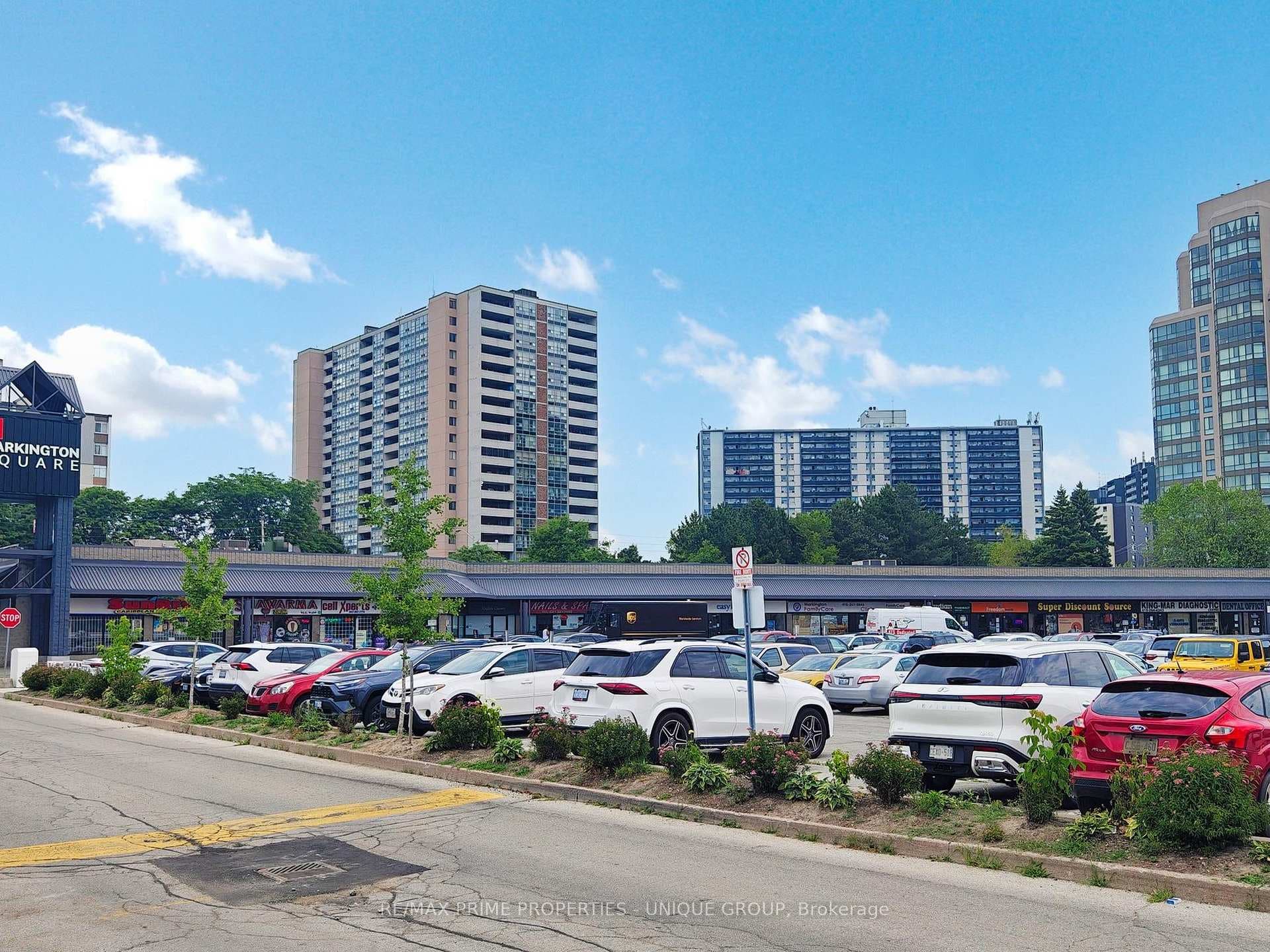 3233 Eglinton Avenue Unit 913 photo 34