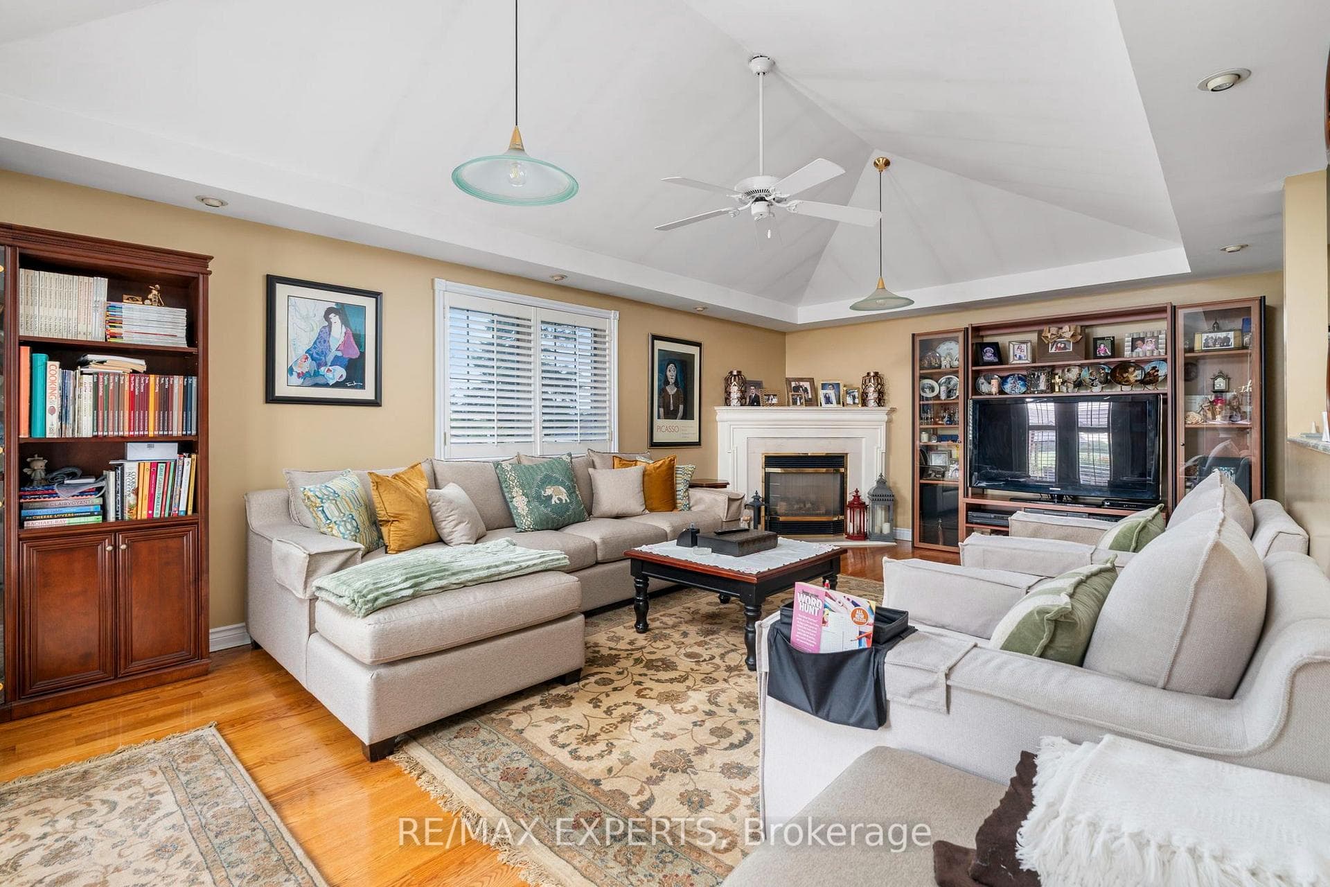 12792 Humber Station Road photo 24