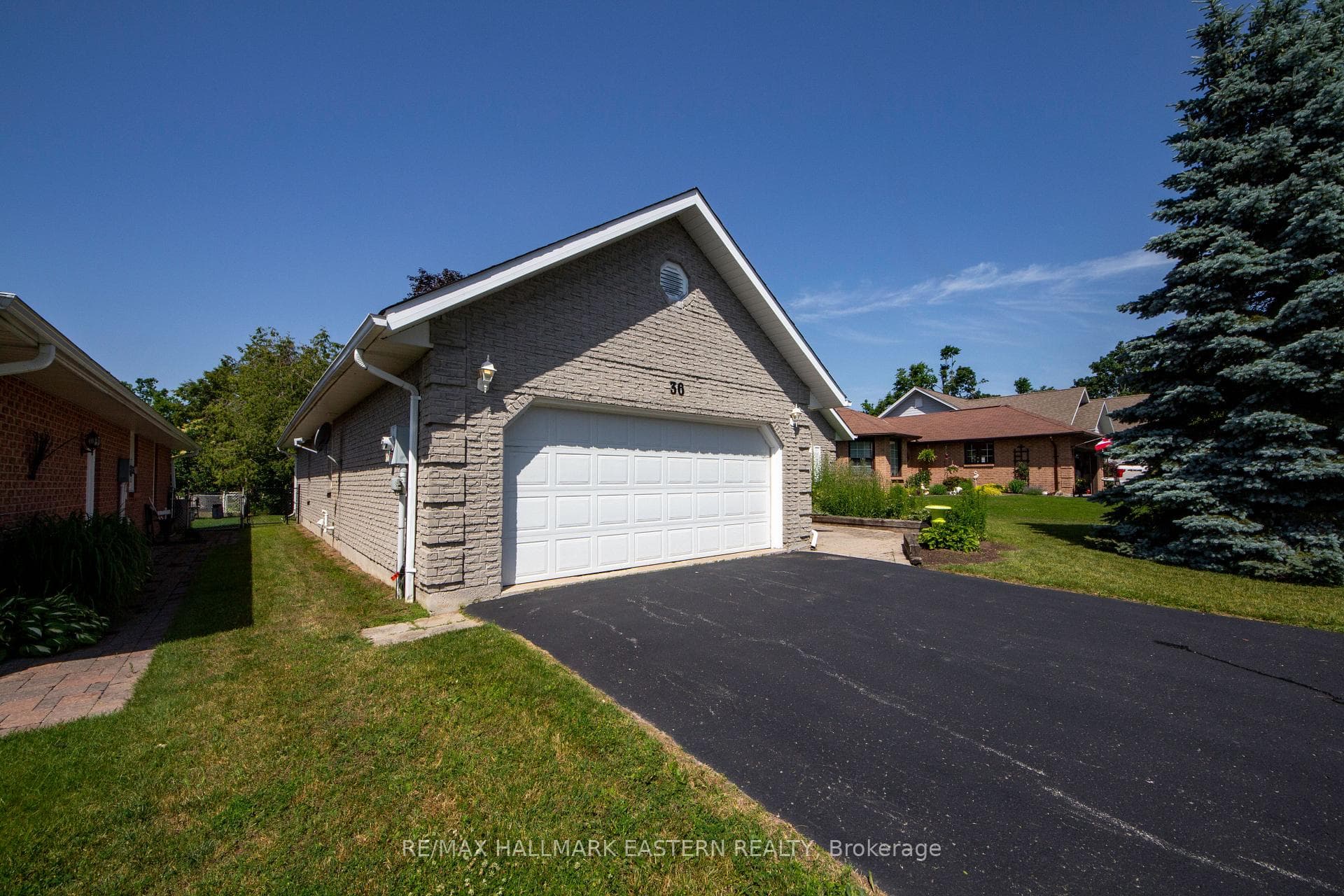 36 Russell Hill Road photo 28