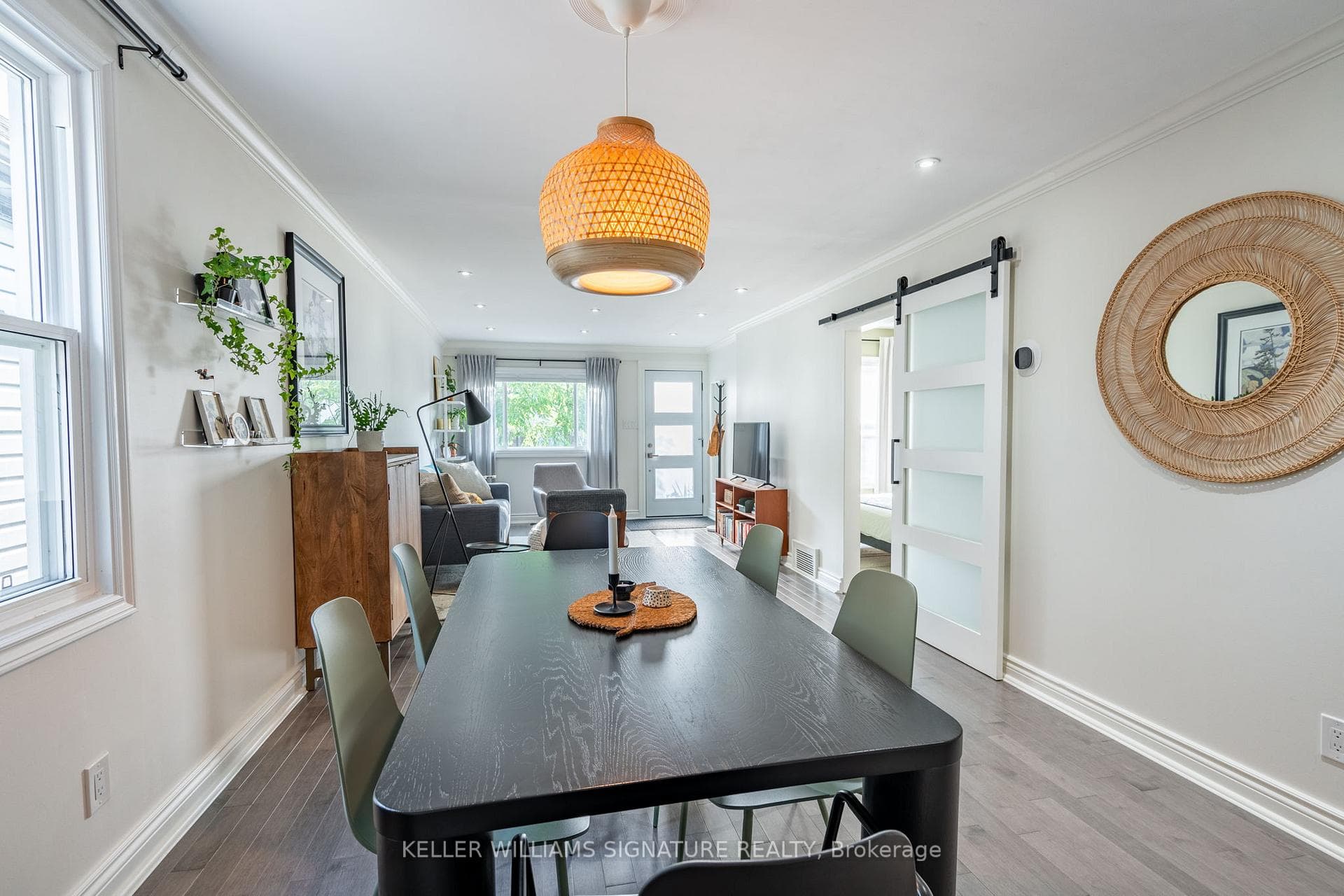 33 Huxley Avenue photo 7
