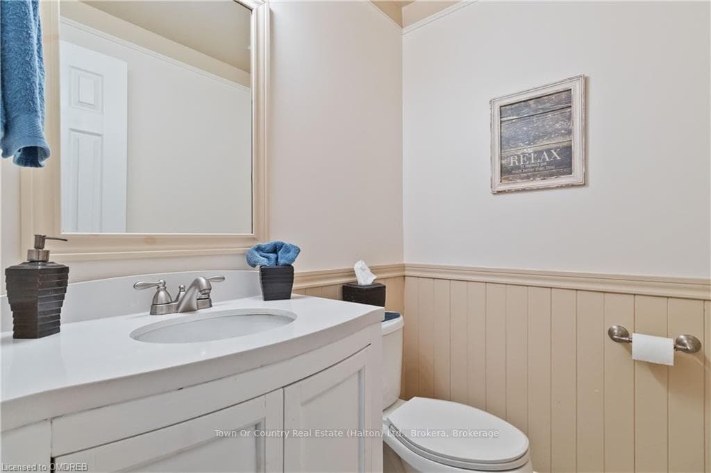932 MAPLE Avenue photo 35
