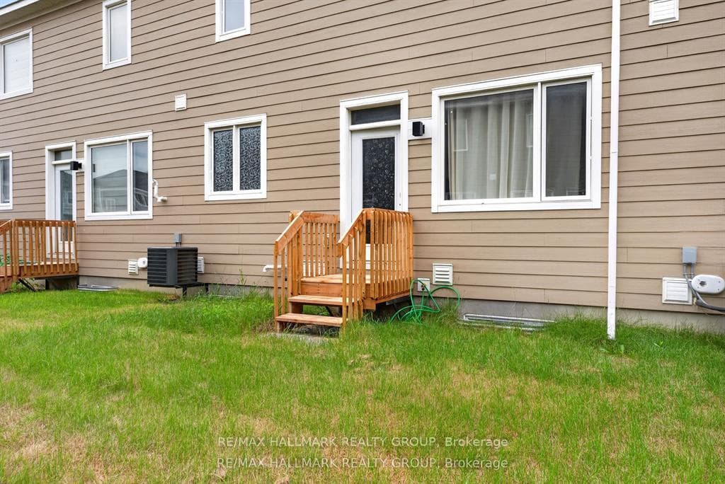 627 Alopex Row photo 16