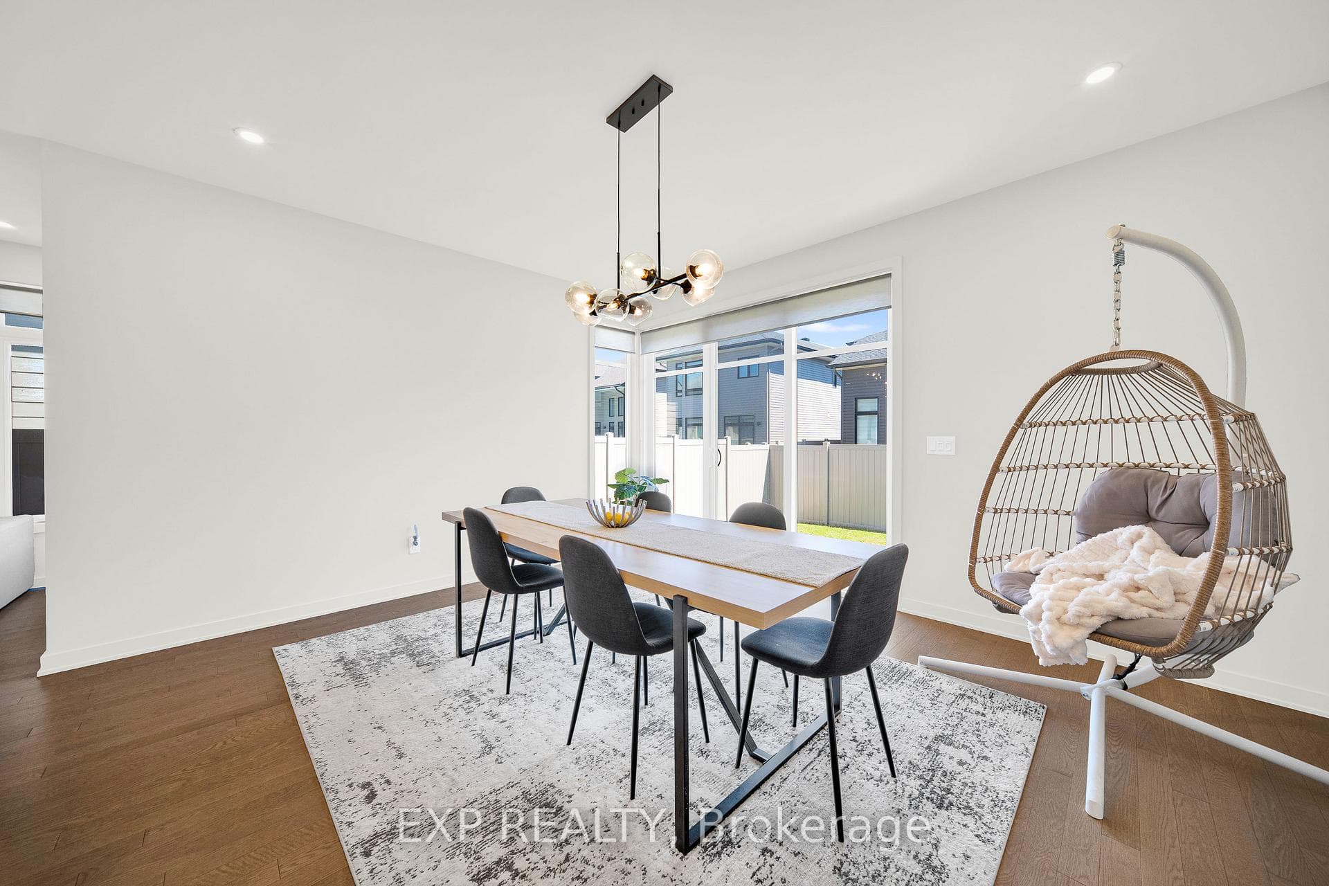 708 Wooler Place photo 10