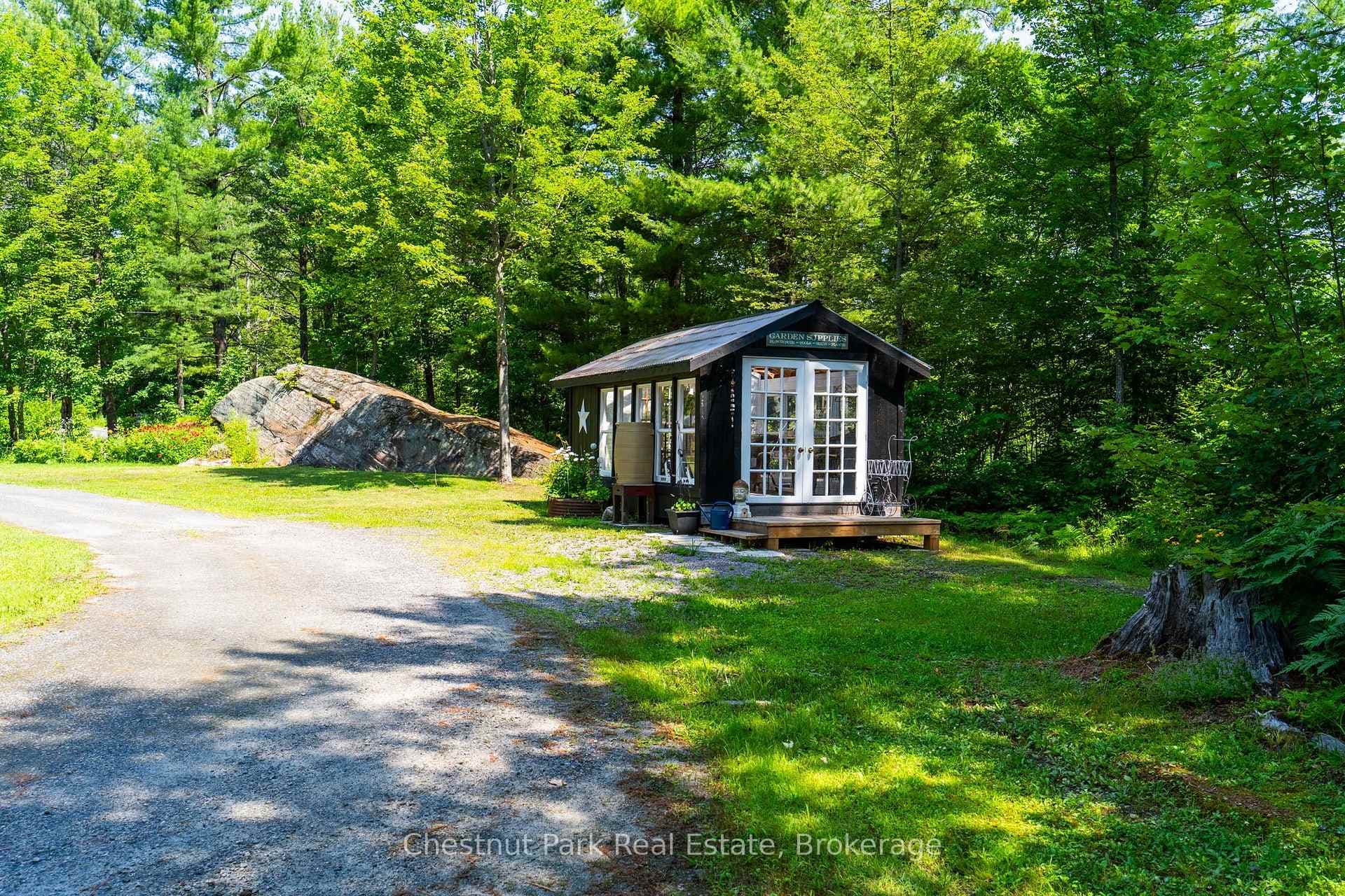 1130 Taylor Road photo 5