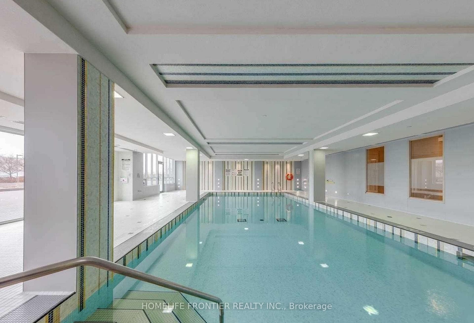 7161 Yonge Street Unit 2730 photo 5