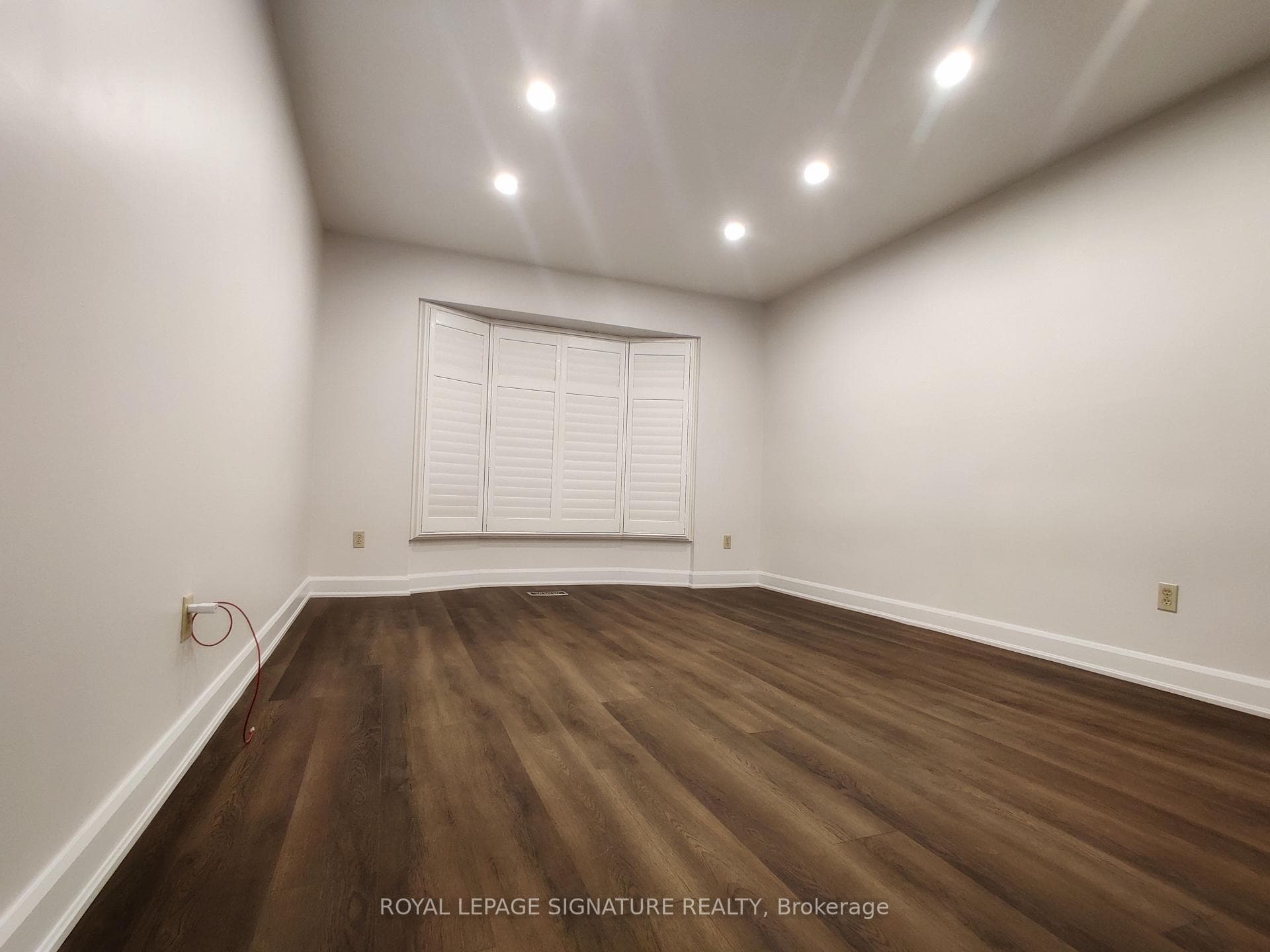 2966 Caradoc Lane Unit Upper photo 13