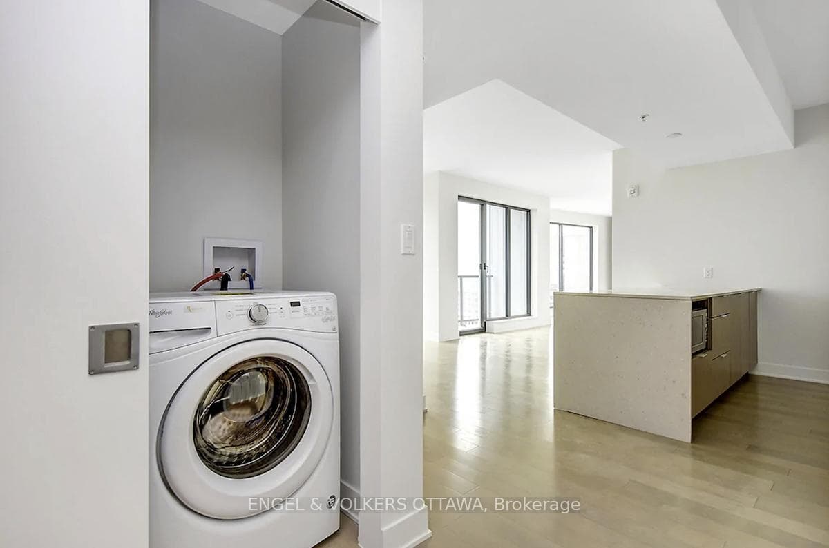 20 DALY Avenue Unit 2009 photo 21