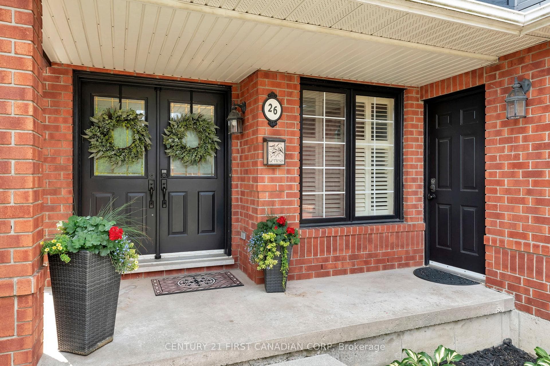26 Jacqueline Boulevard photo 3