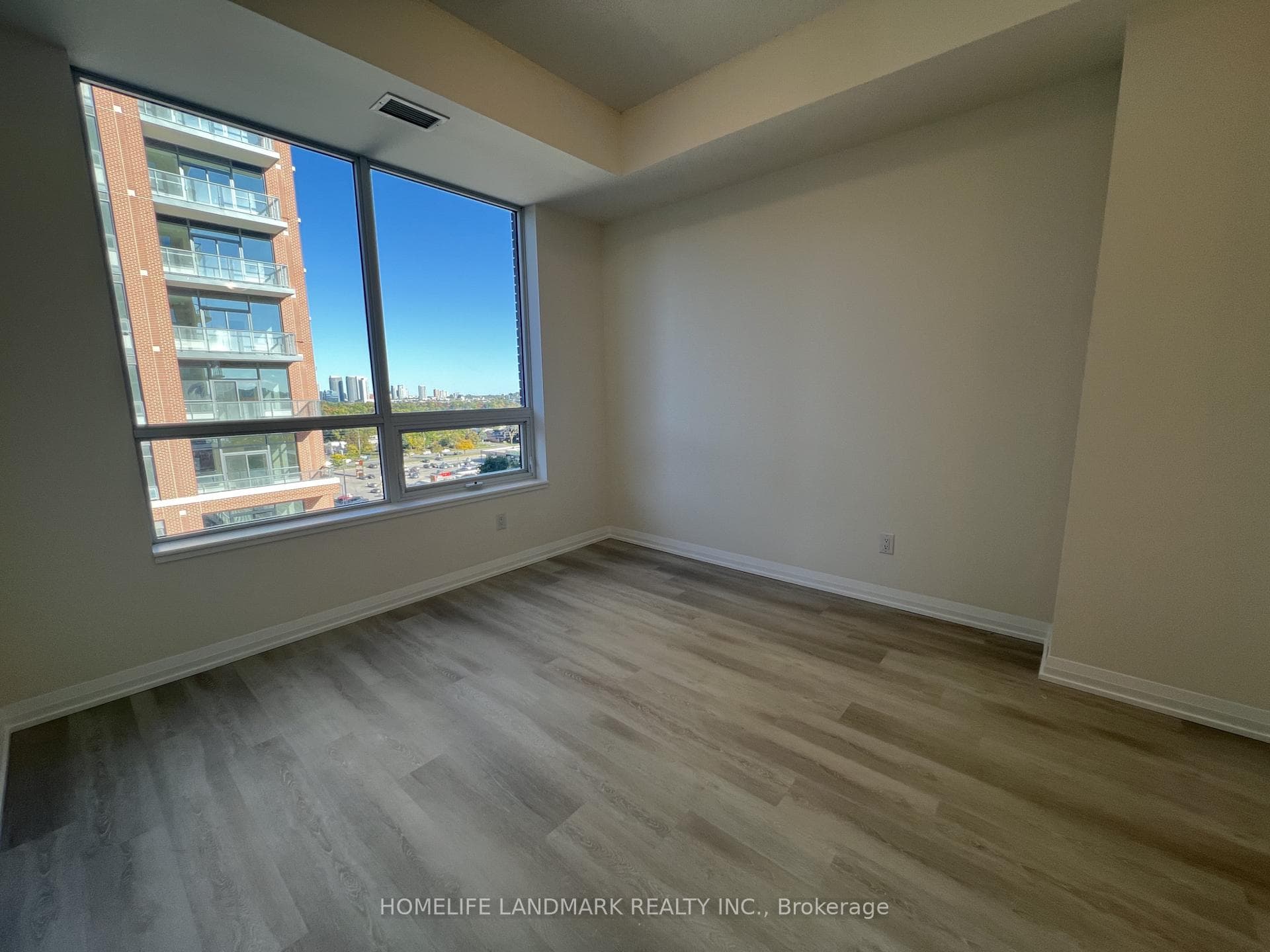 3260 Sheppard Avenue Unit 1007 photo 9