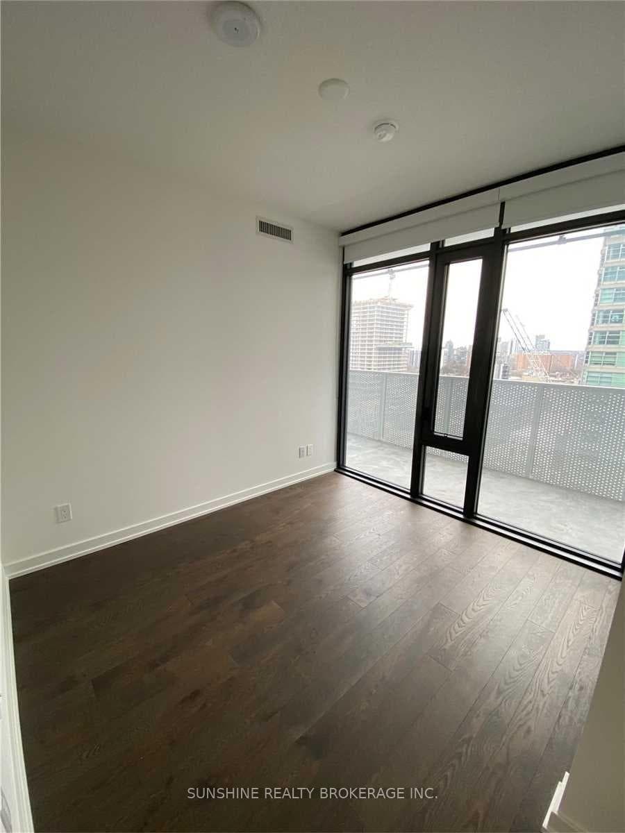 25 Richmond Street Unit 1503 photo 16