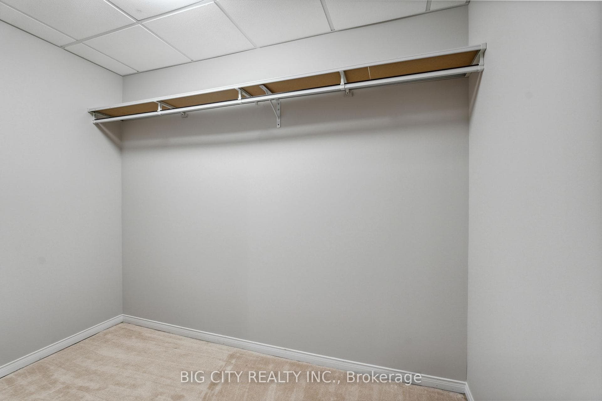 45 Burndenford Crescent Unit BSMT photo 21
