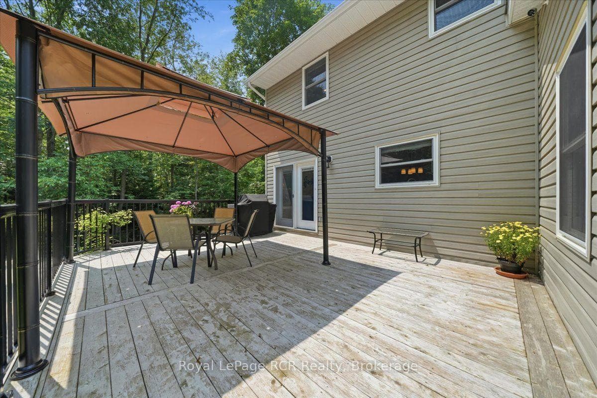 197 Carney Street photo 42