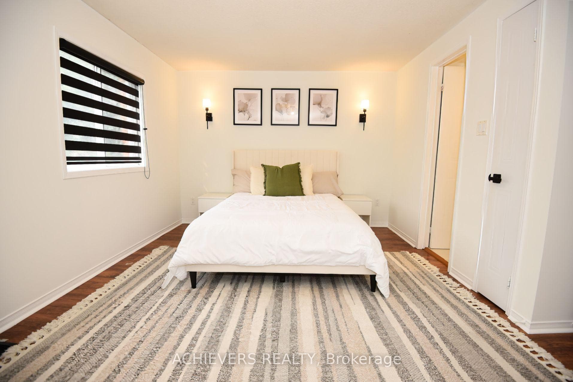 19 Mccullock Crescent photo 23