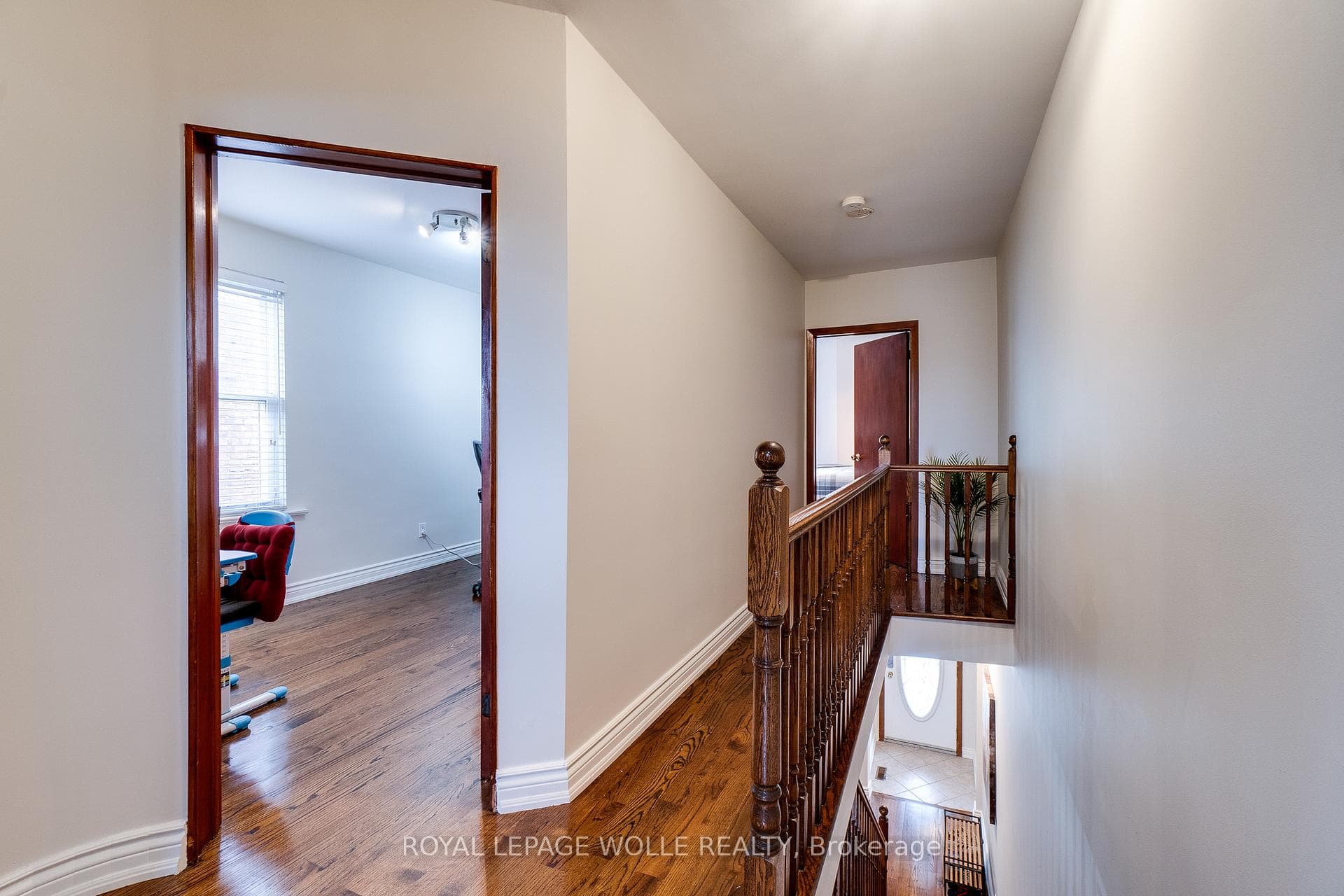 1315 Lansdowne Avenue photo 20