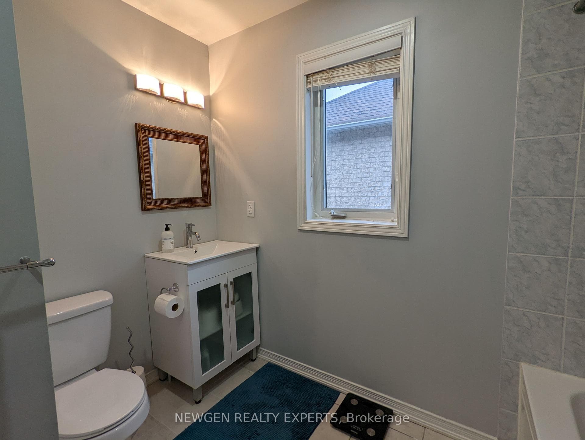 122 River Rock Crescent photo 17