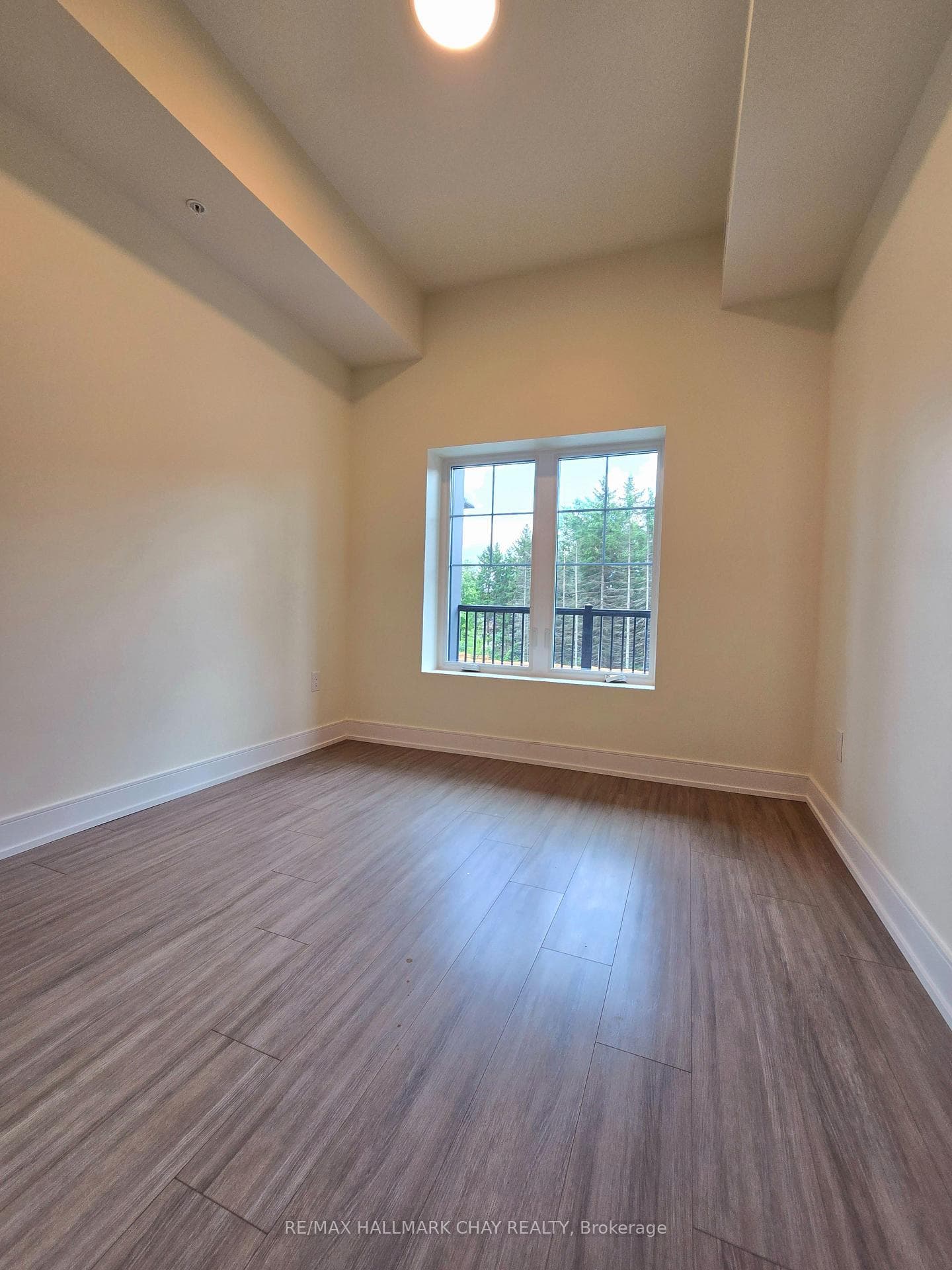 121 Mary Street Unit 207 photo 10