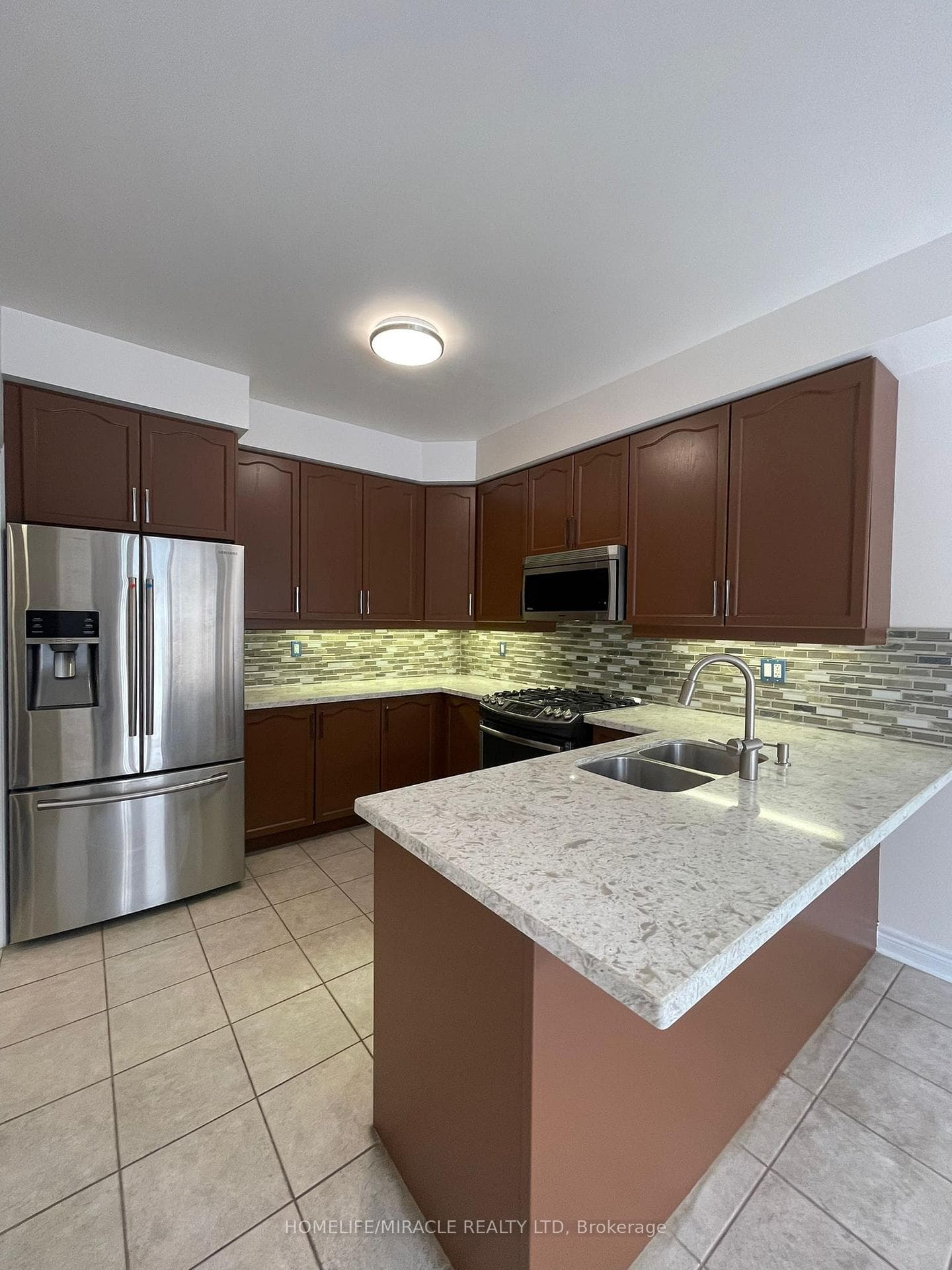 11 Cathmar Drive photo 9