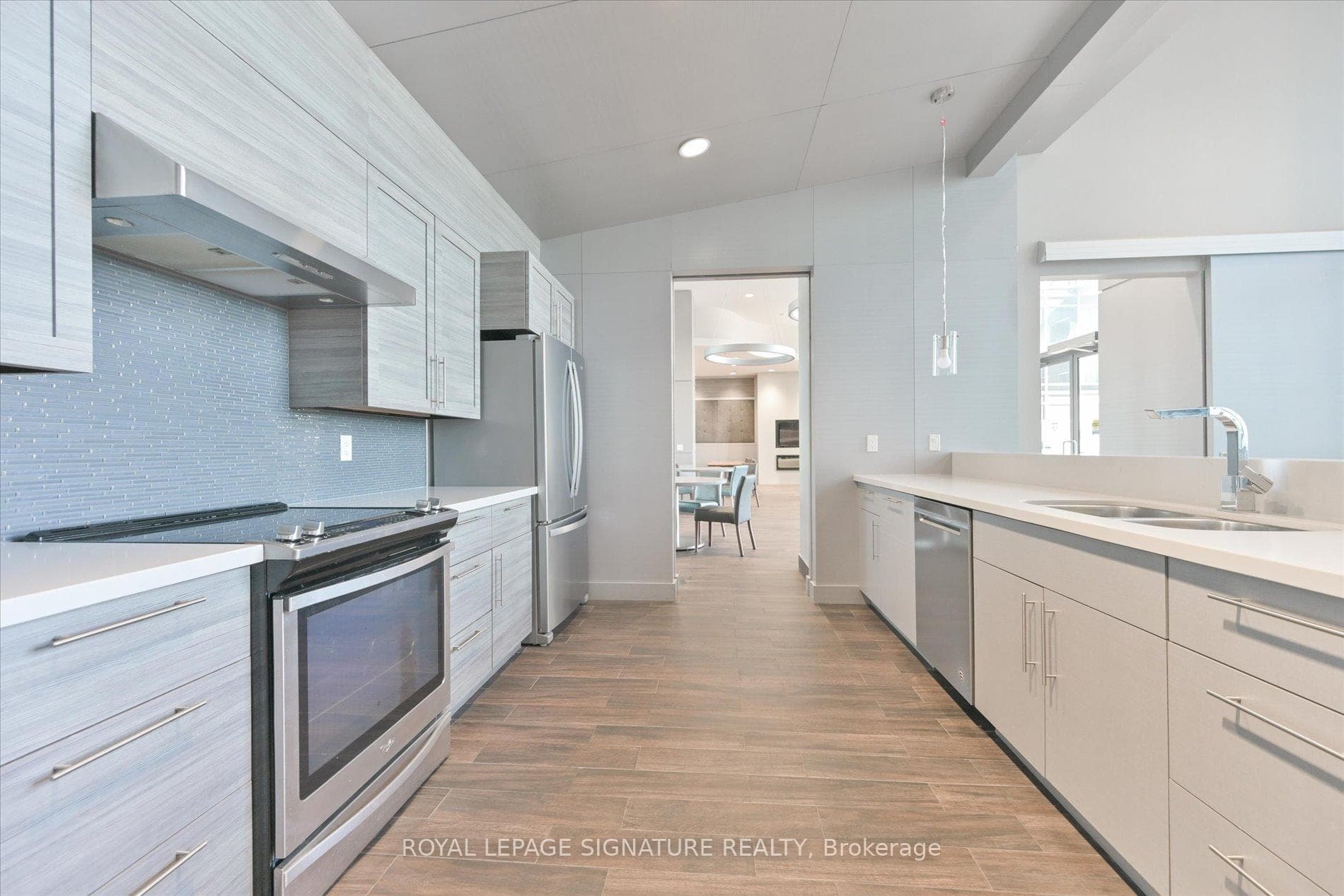 2093 Fairview Street Unit 701 photo 18