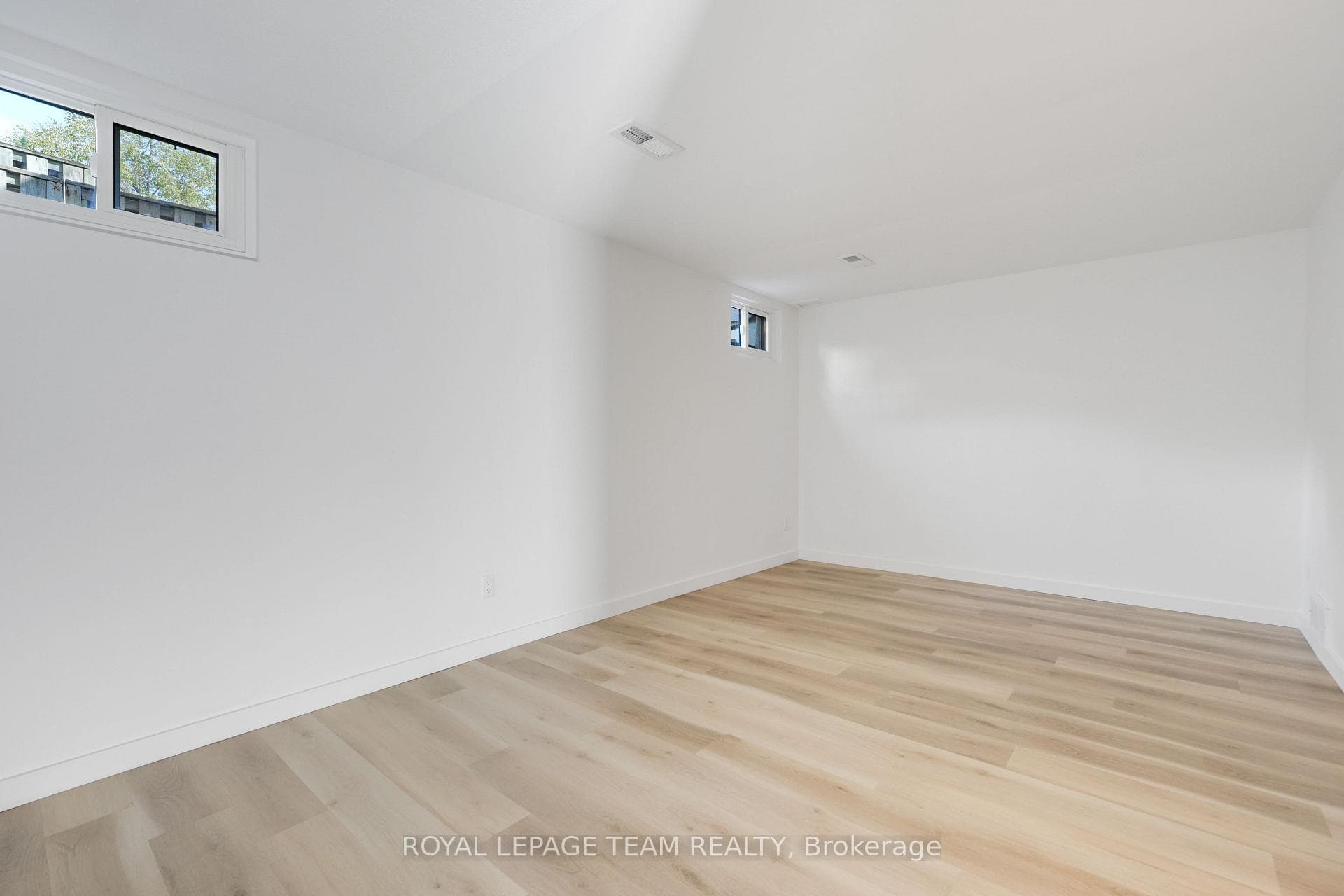 1787 Meadowbrook Road photo 32