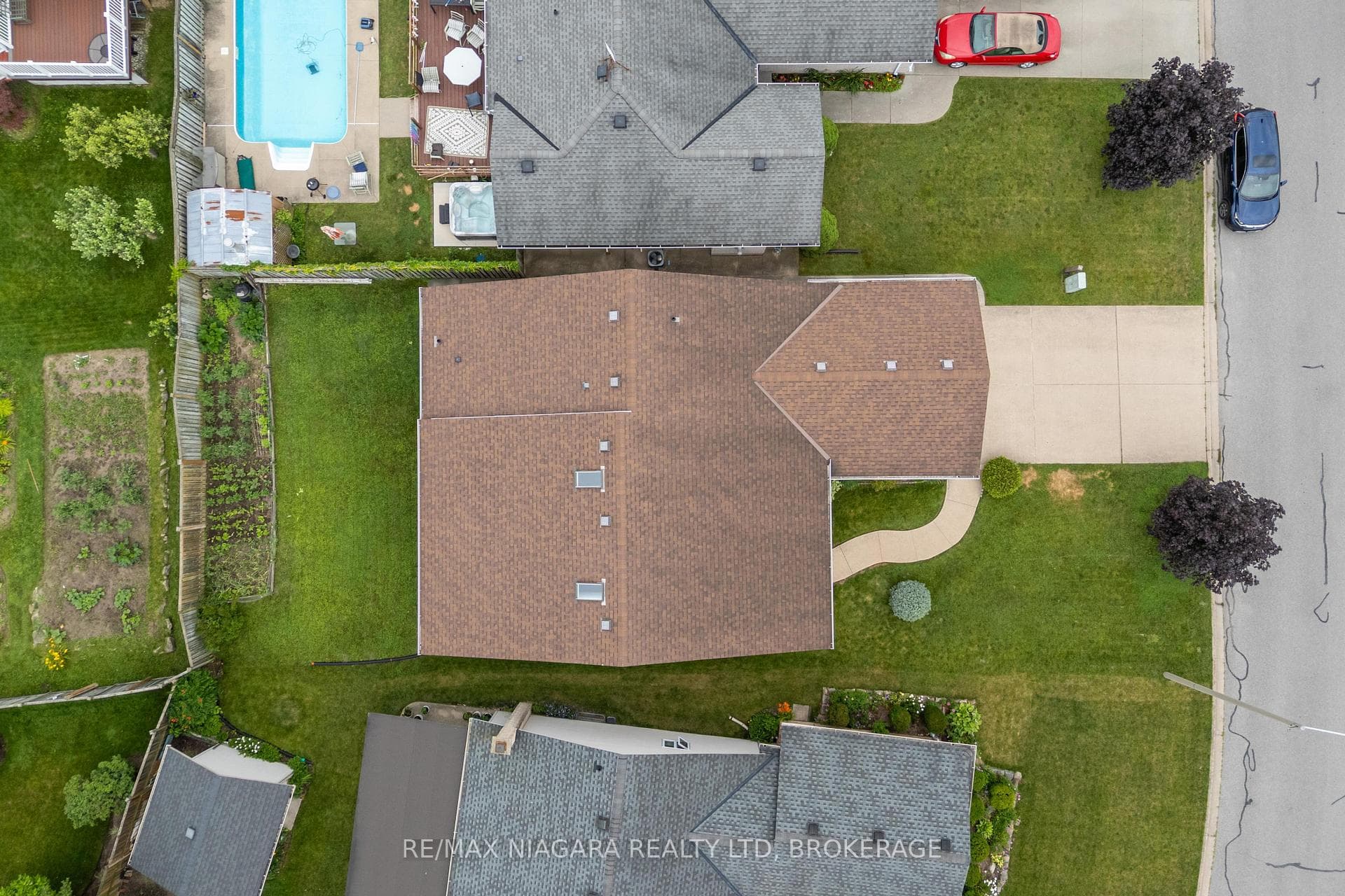 8034 Pinellas Park Drive photo 27