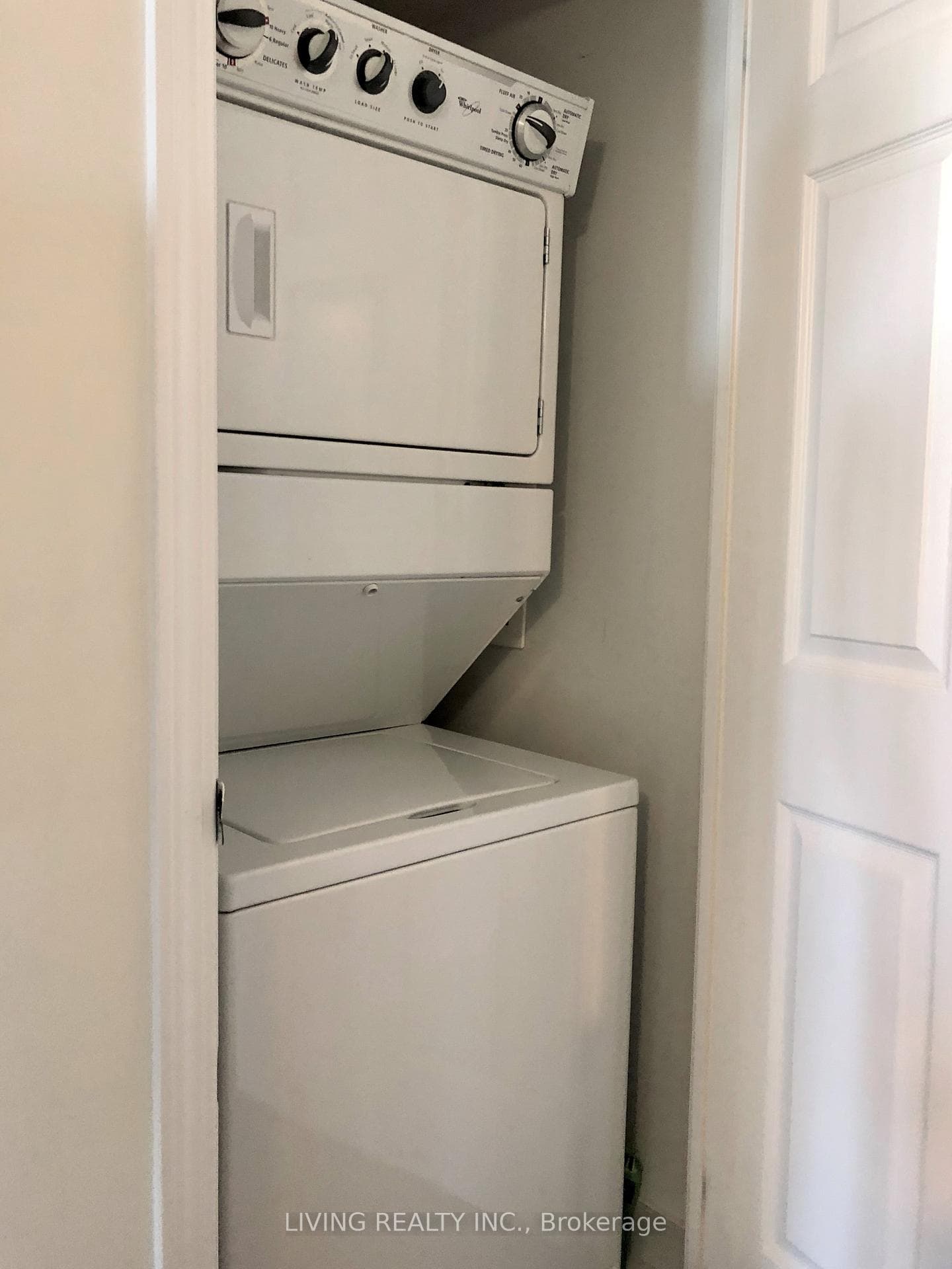 736 Spadina Avenue Unit 1106 photo 18