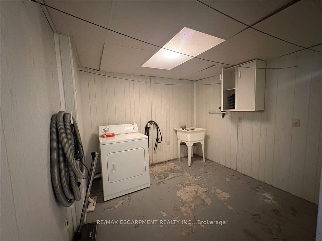 7358 Canborough Road photo 20