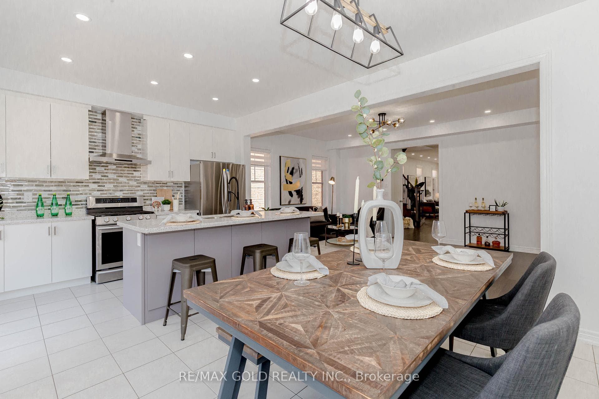 466 Terrace Way photo 12