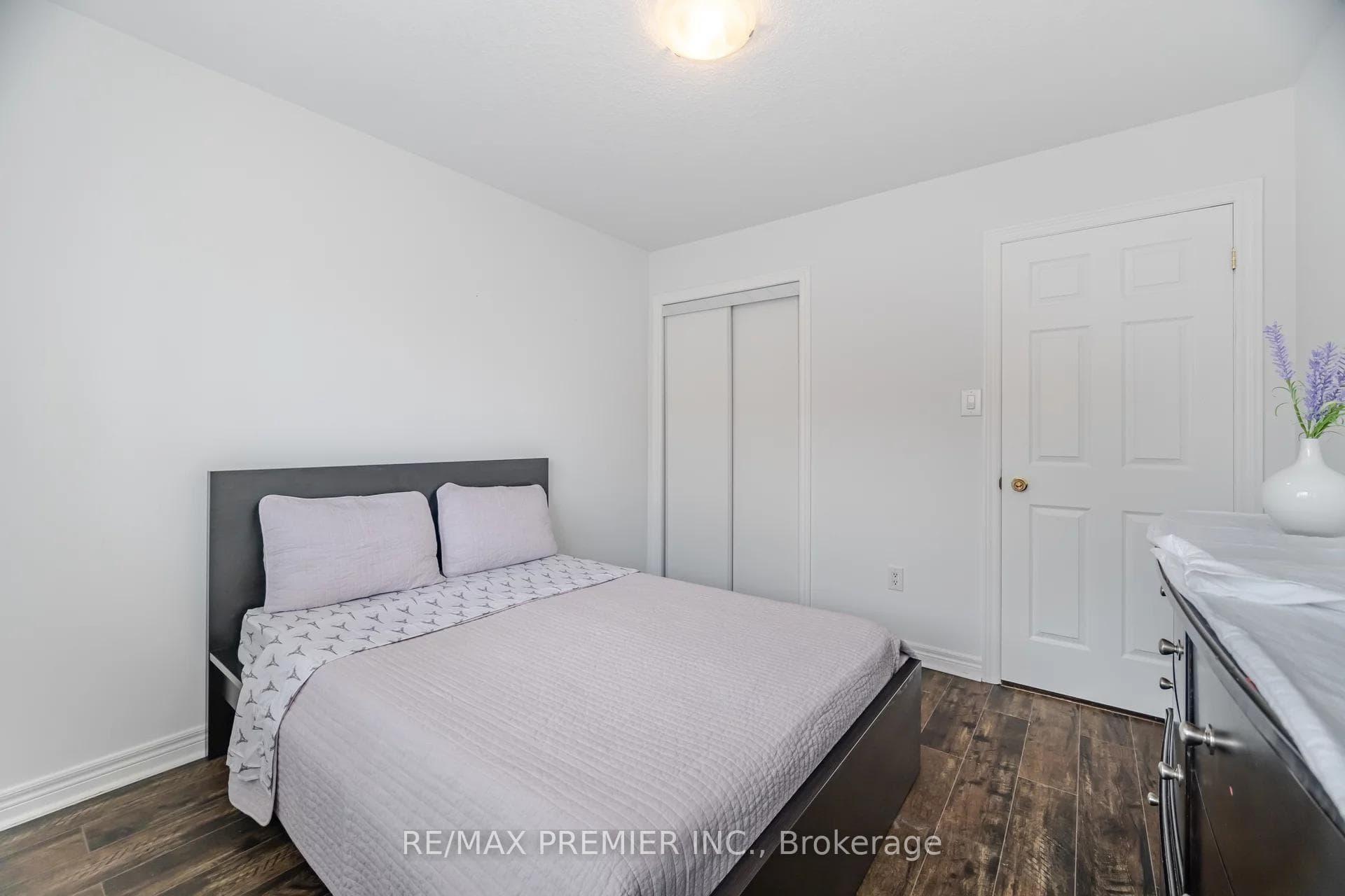 8 Bradley Avenue Unit 20 photo 25