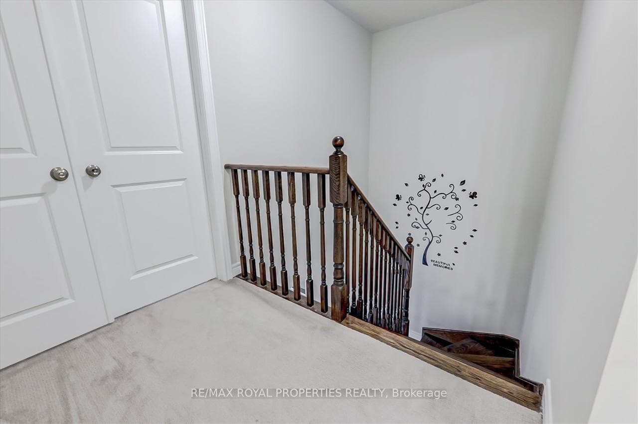 2604 Cerise Manor photo 21