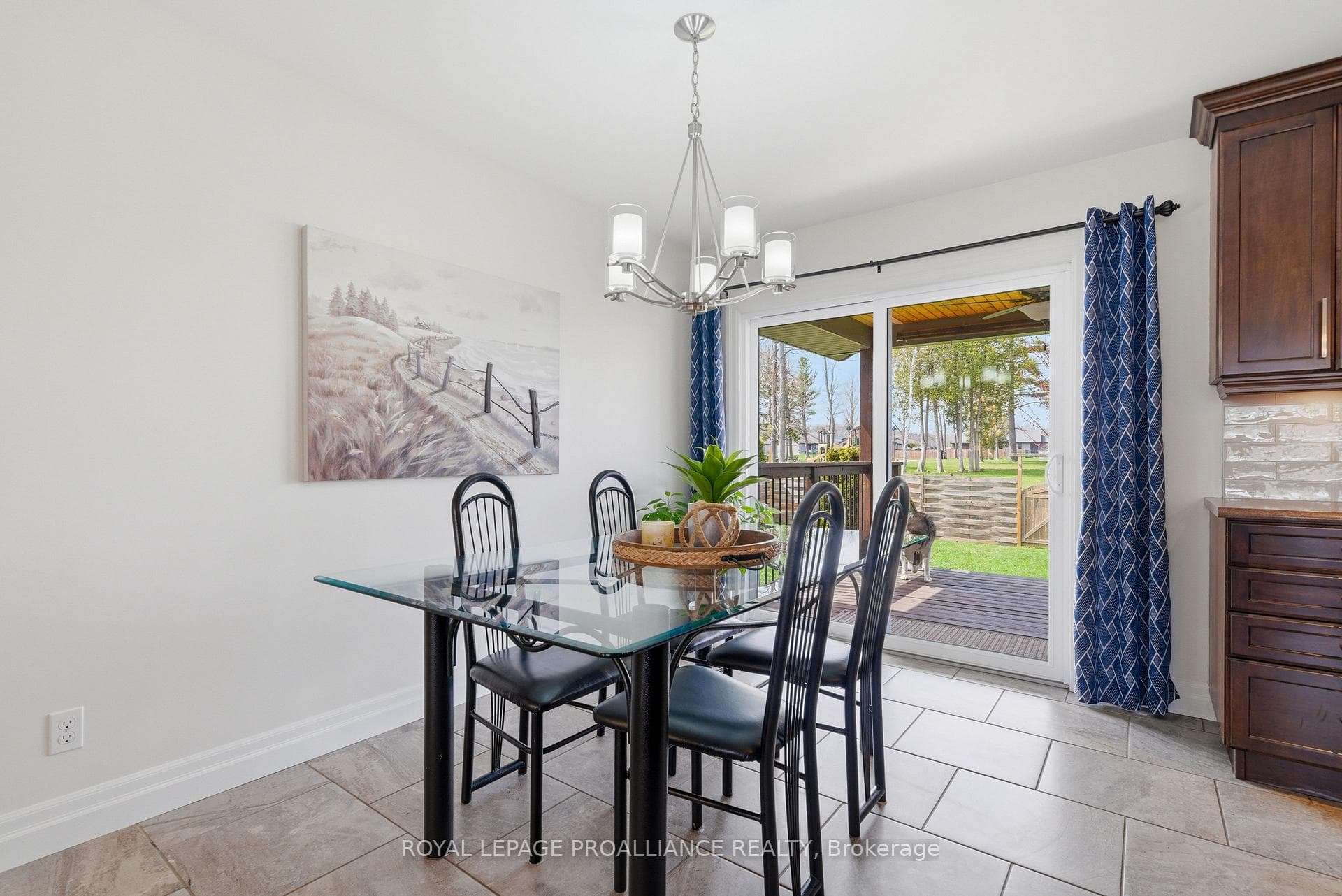 6 Aspen Drive photo 12